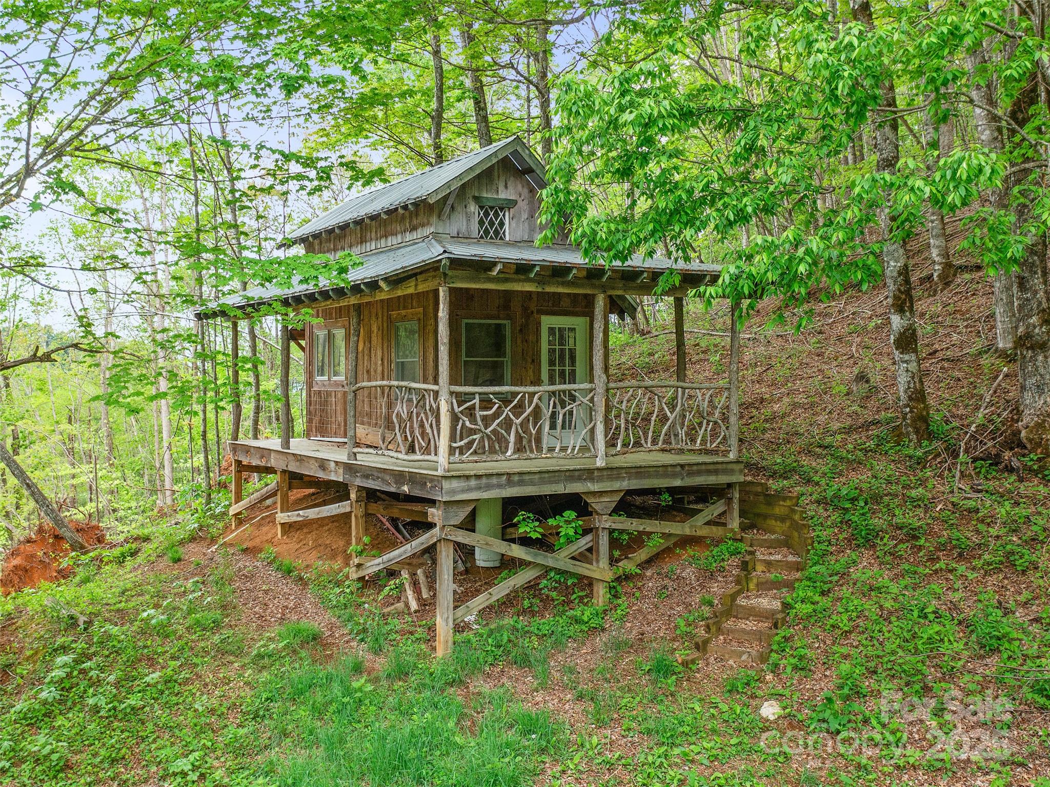 8101 Hwy 261 None Property Photo
