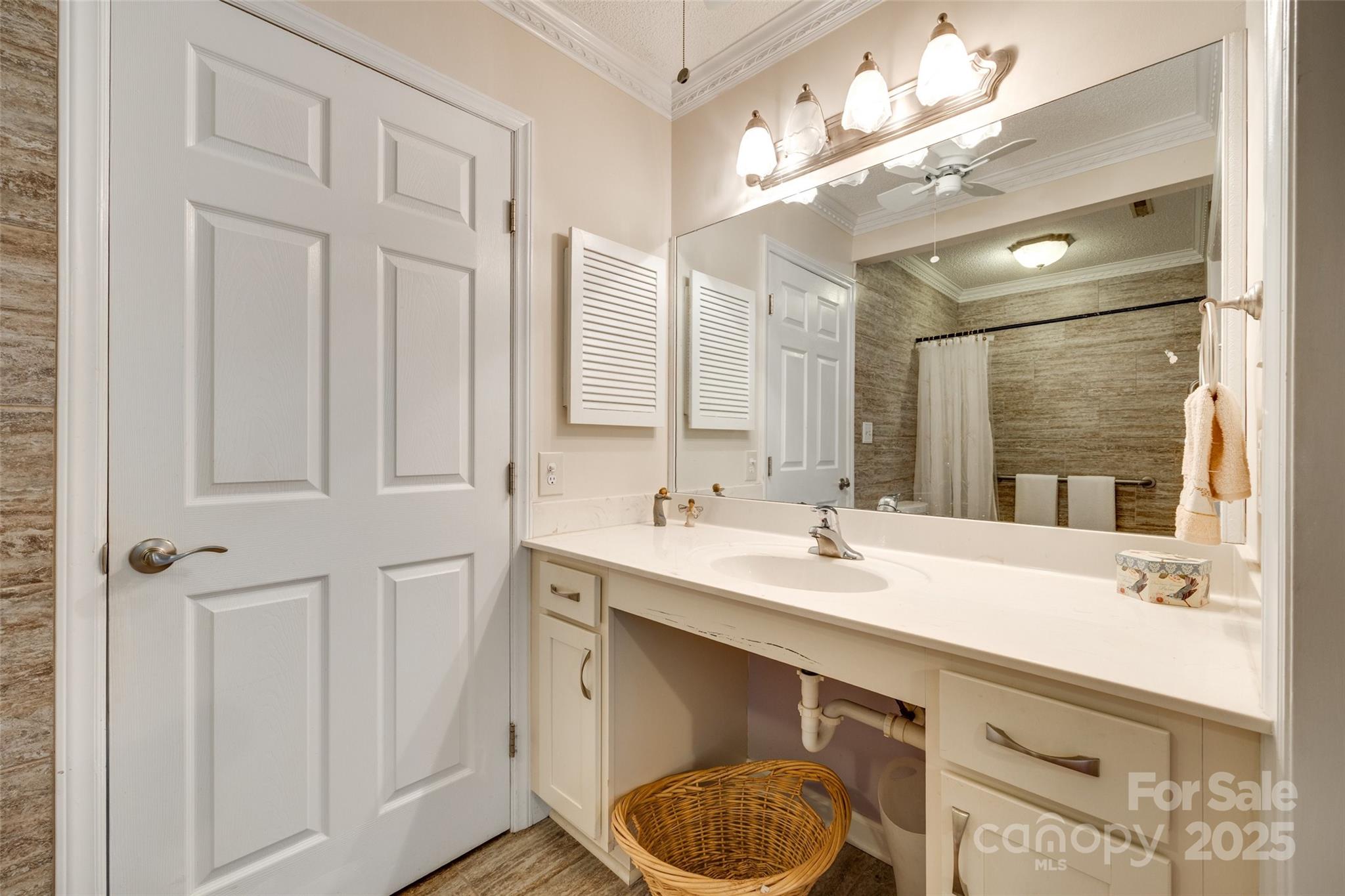 2915 Cherry Blossom Court Property Photo 11