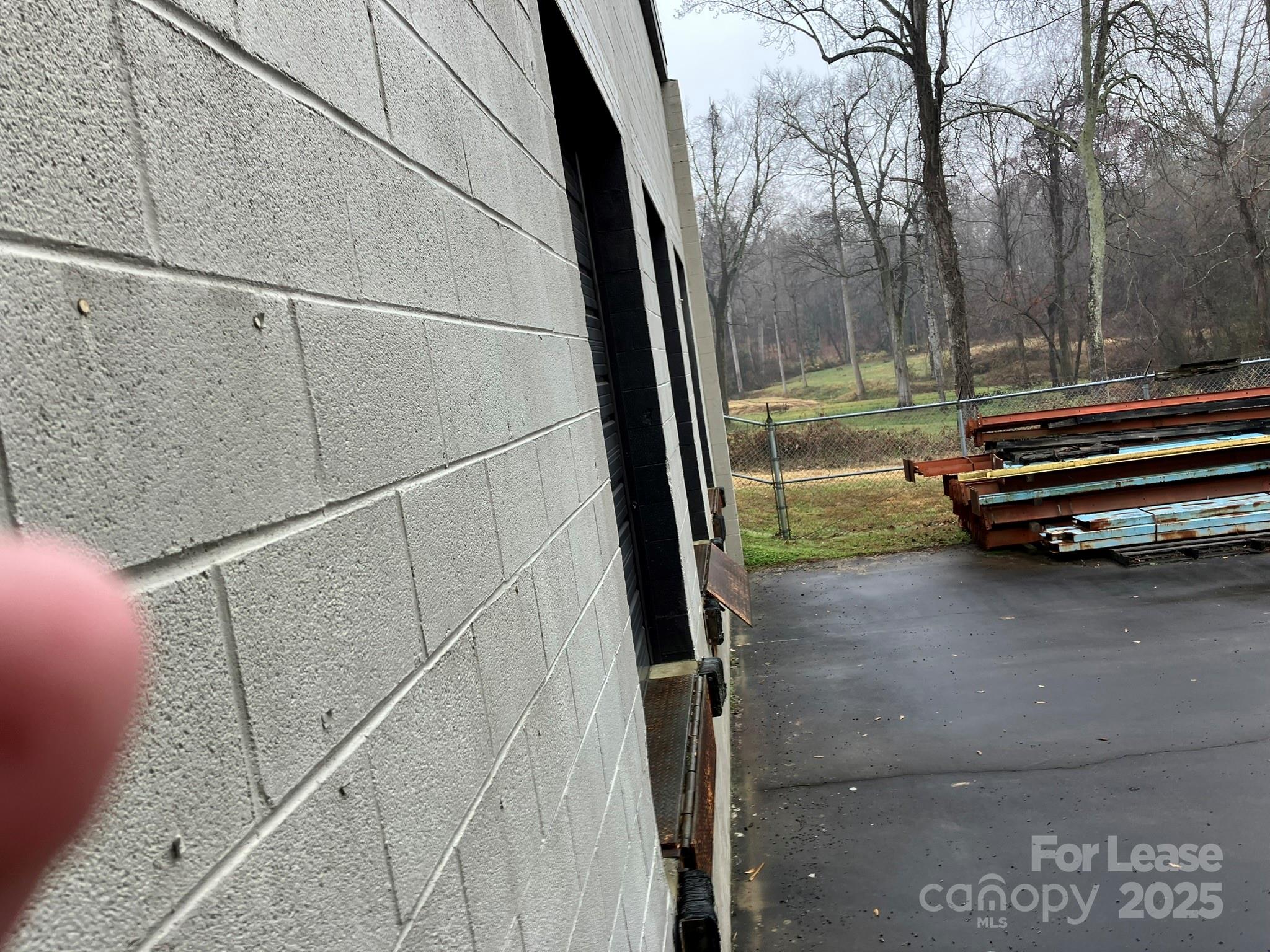 1553 Old Ballpark Road Property Photo 3