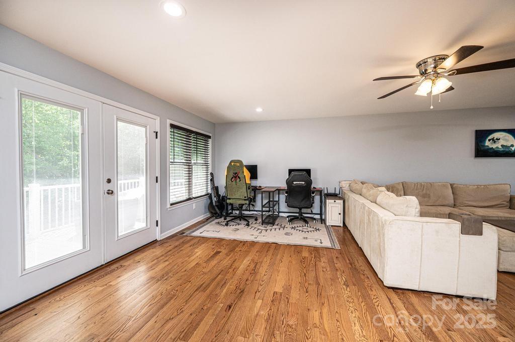 5173 S Oak Circle Property Photo 15