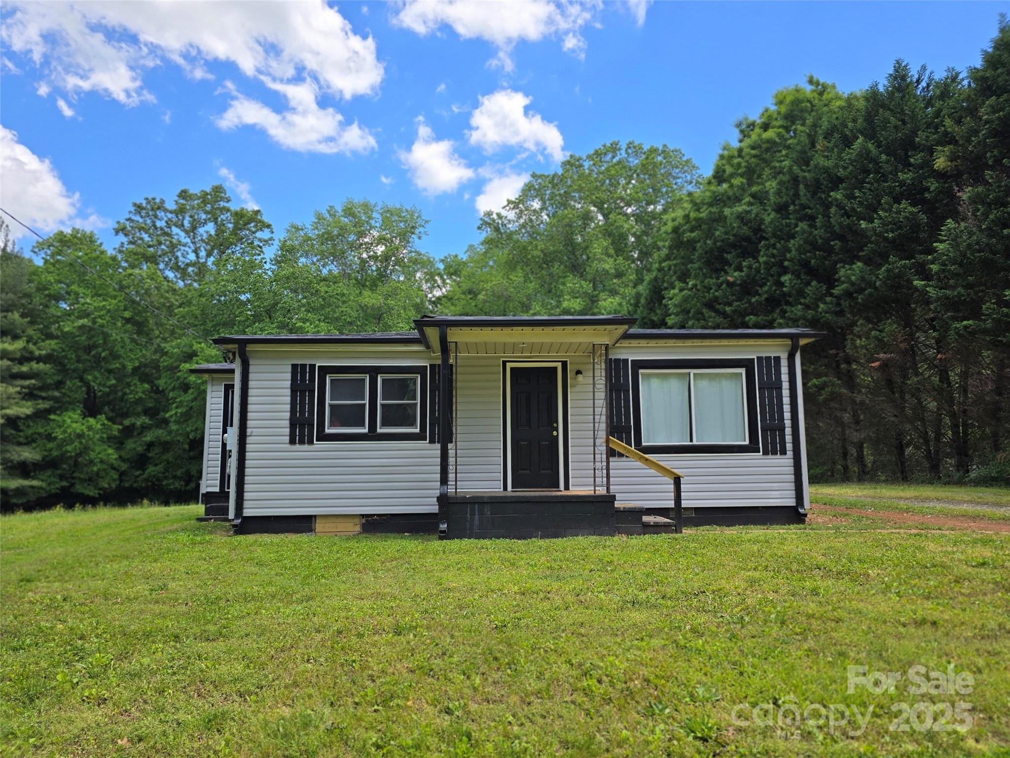 1150 Shue Road Property Photo