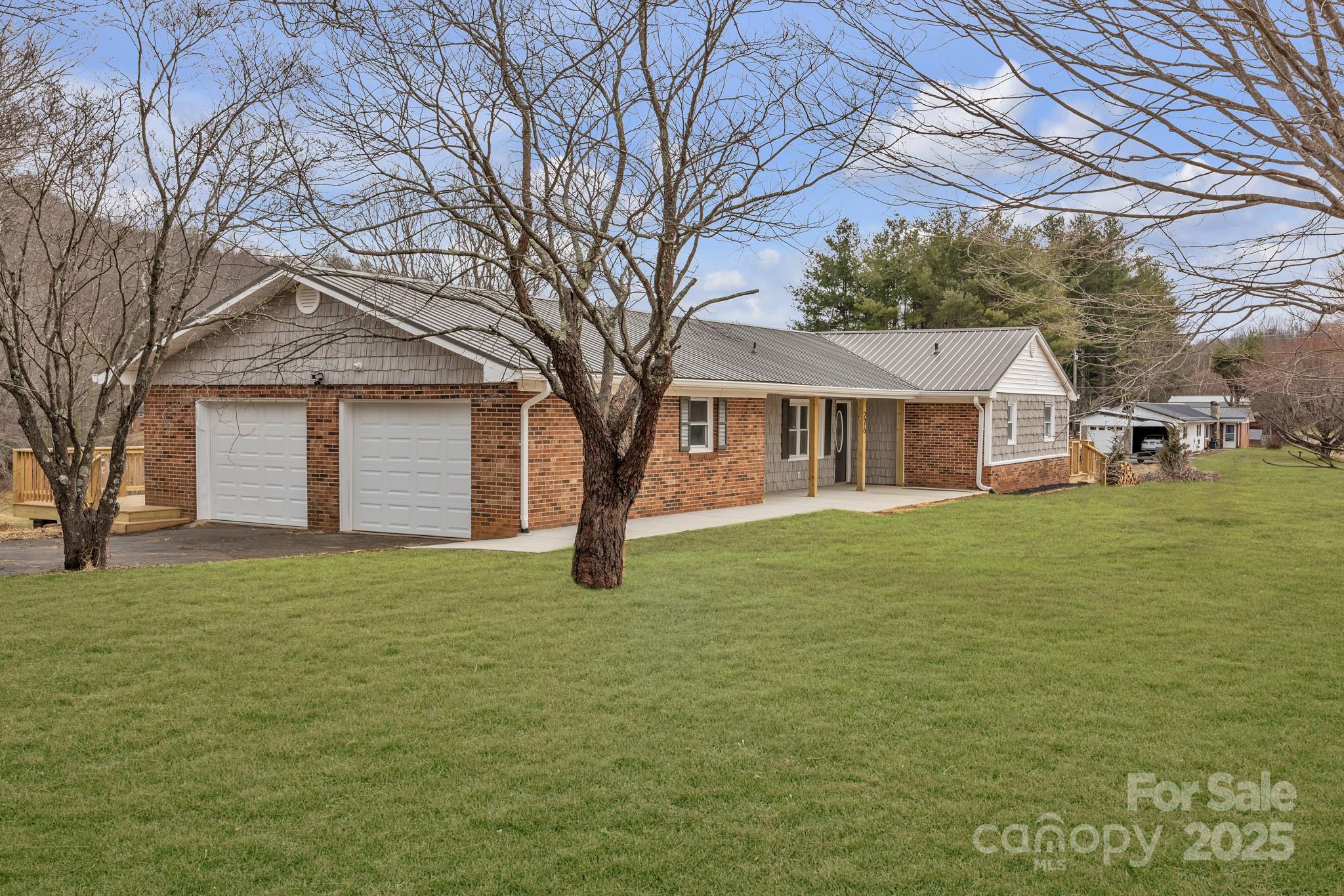 276 Bob Mcneill Road Property Photo 1