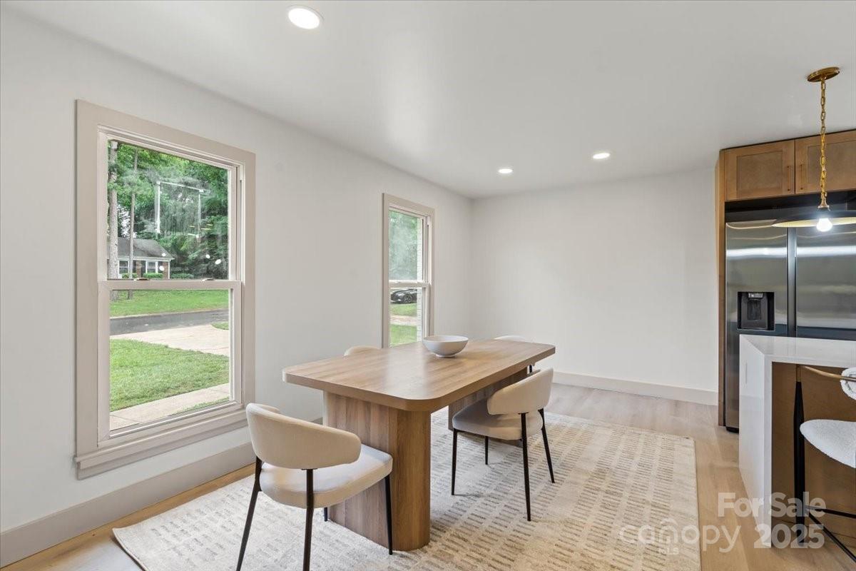 3937 Tamerlane Drive Property Photo 6