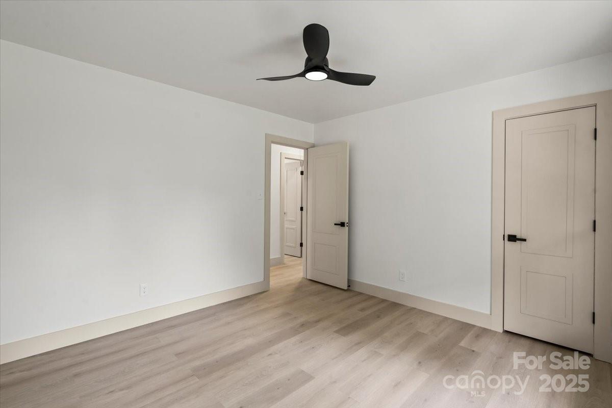 3937 Tamerlane Drive Property Photo 25