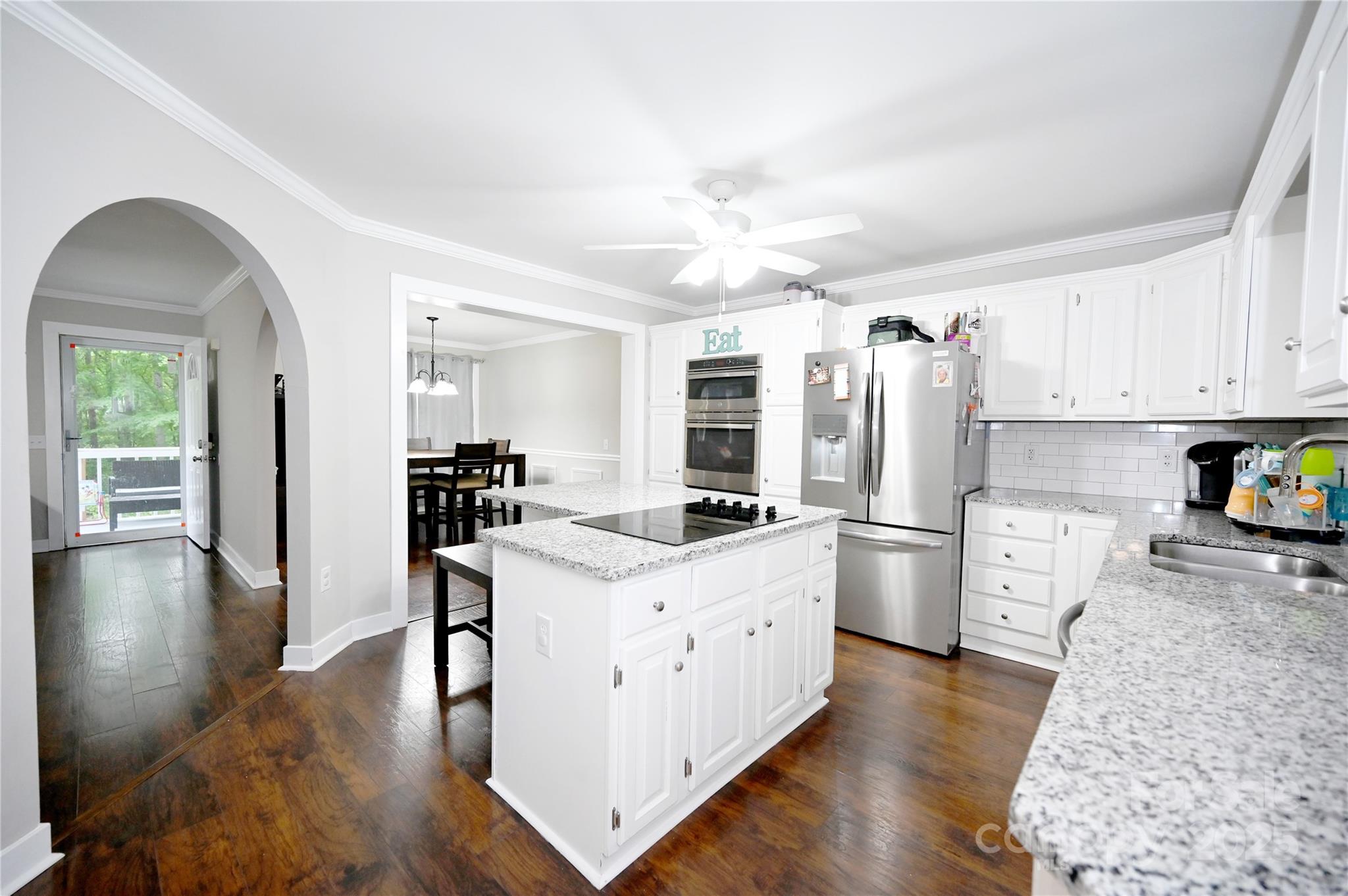 1821 Sherrer Road Property Photo 6