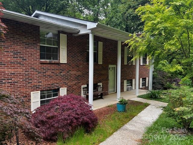 530 Burge Mountain Road Property Photo 1