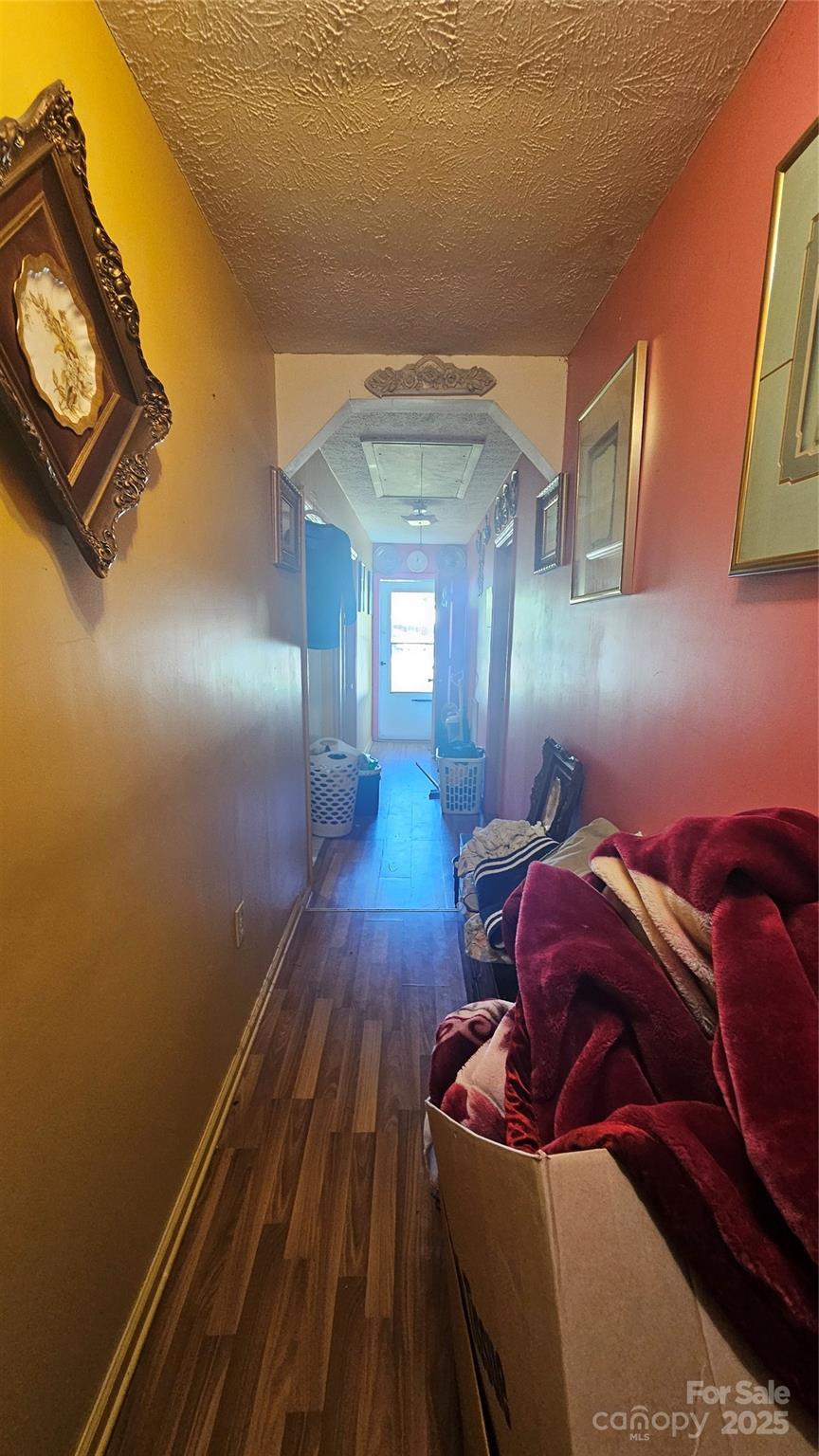 2704 Chambers Street Property Photo 4