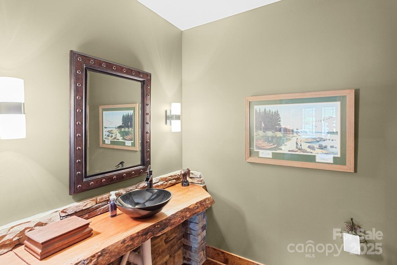 2173 Smith Harbour Drive Property Photo 21
