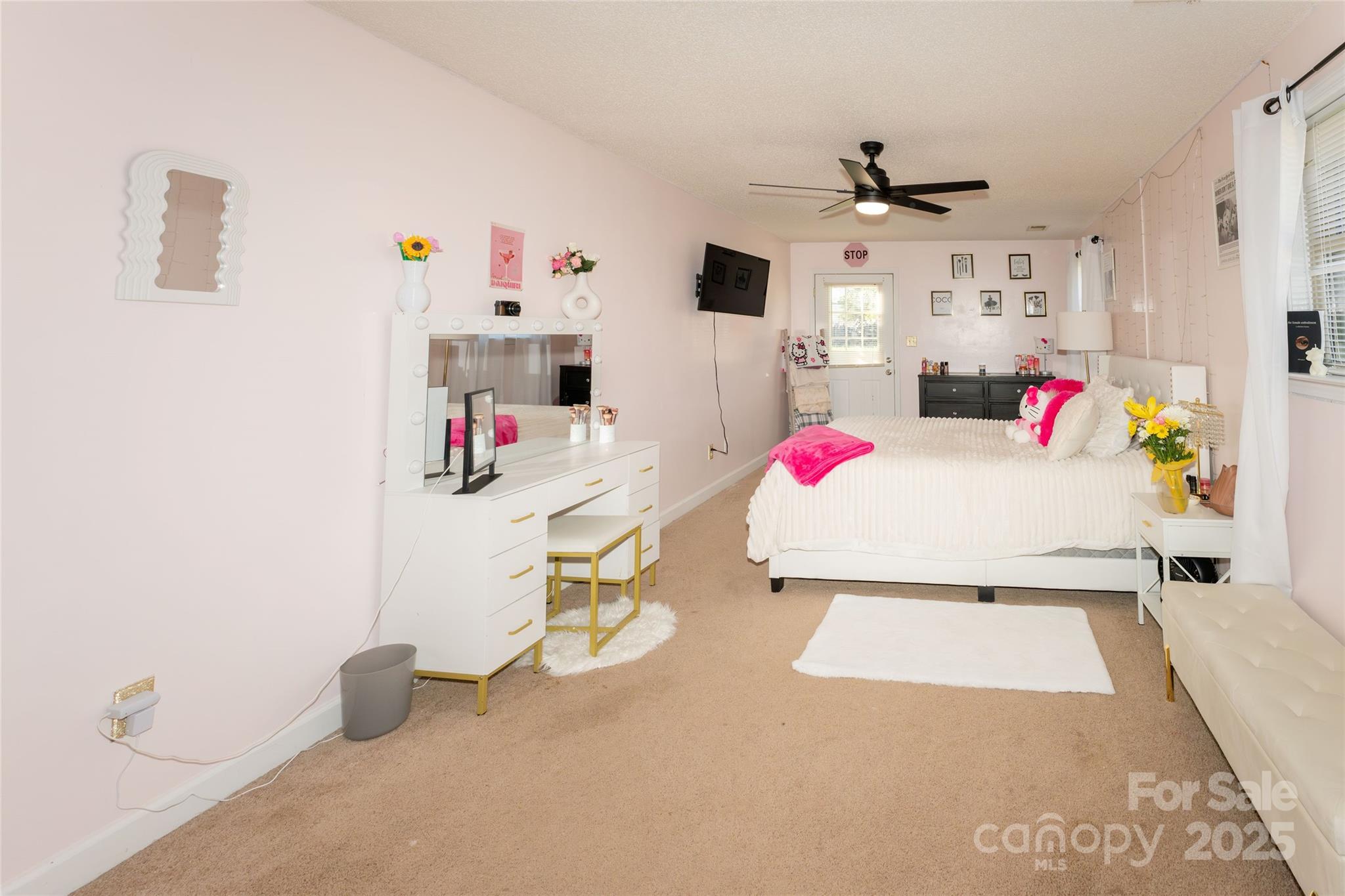 125 Southwood Park Property Photo 17