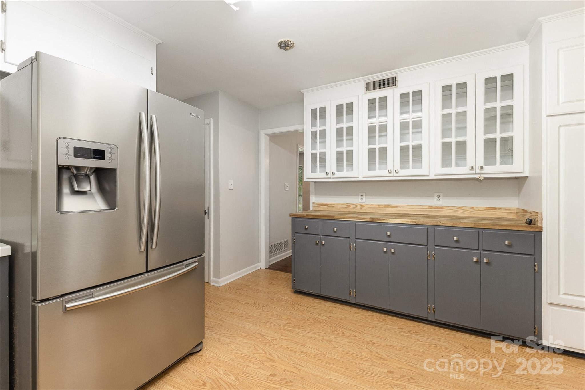 507 Richards Drive Property Photo 10