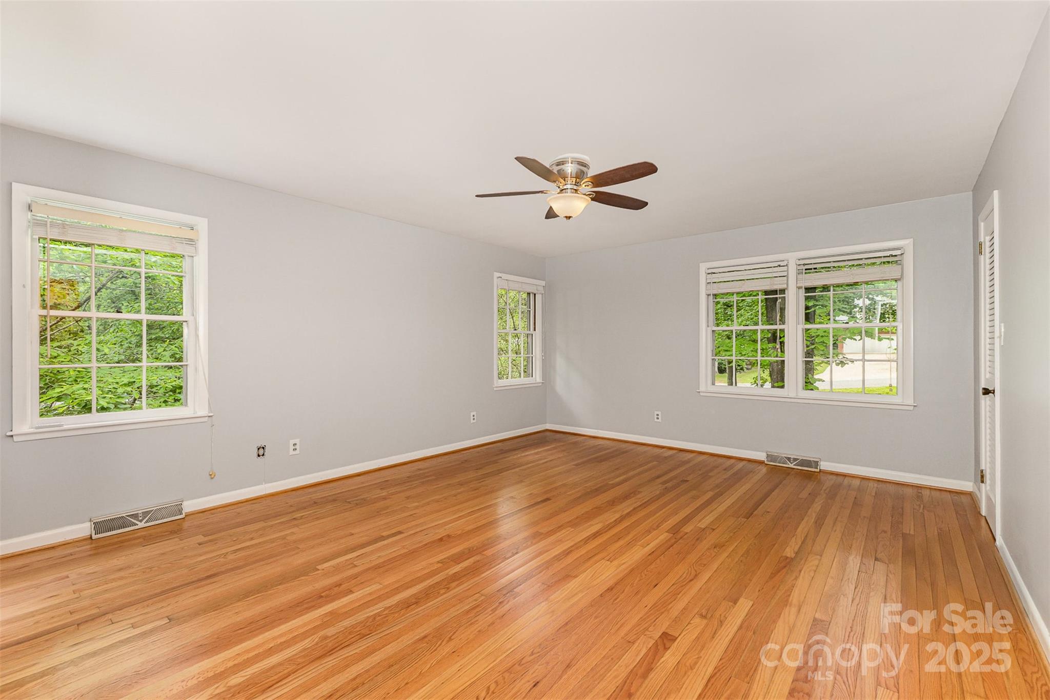 507 Richards Drive Property Photo 17