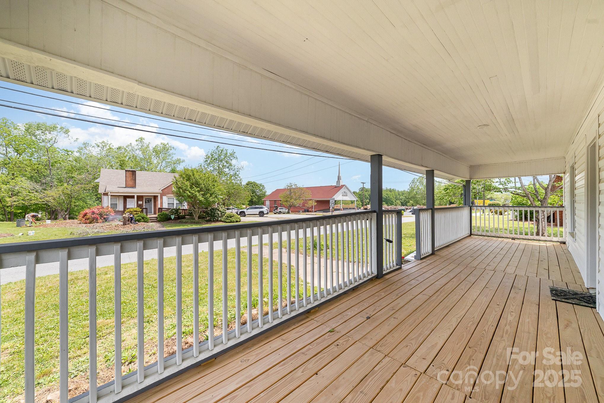 106 Virginia Street Property Photo 5