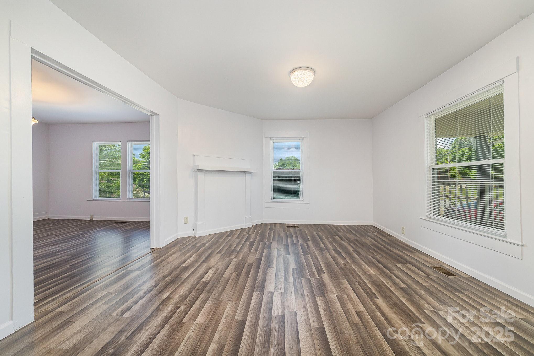 106 Virginia Street Property Photo 9