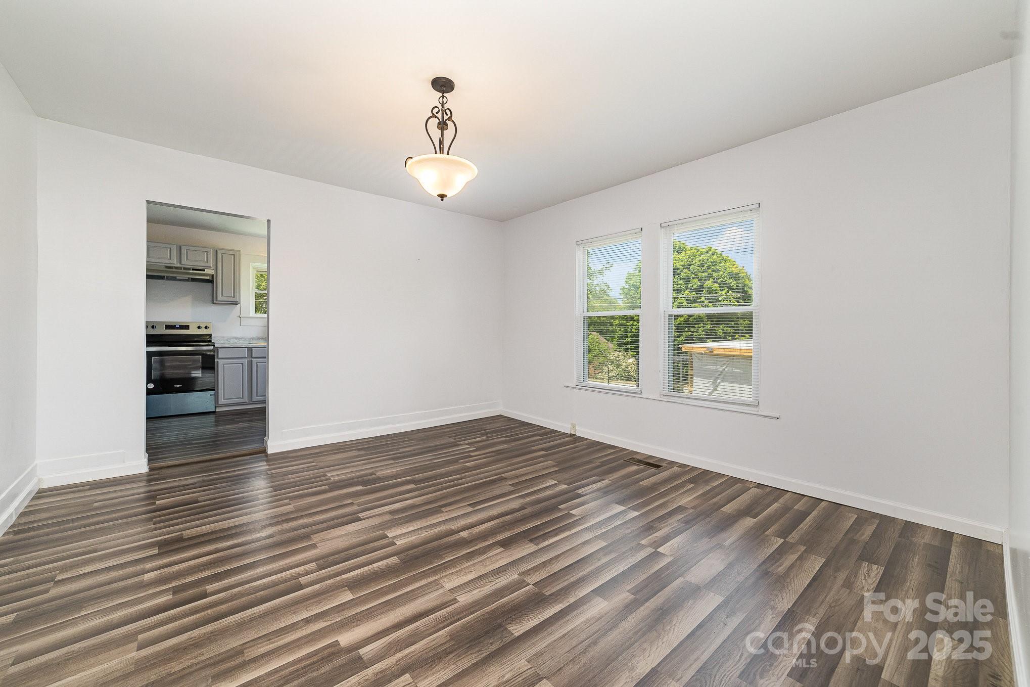 106 Virginia Street Property Photo 11