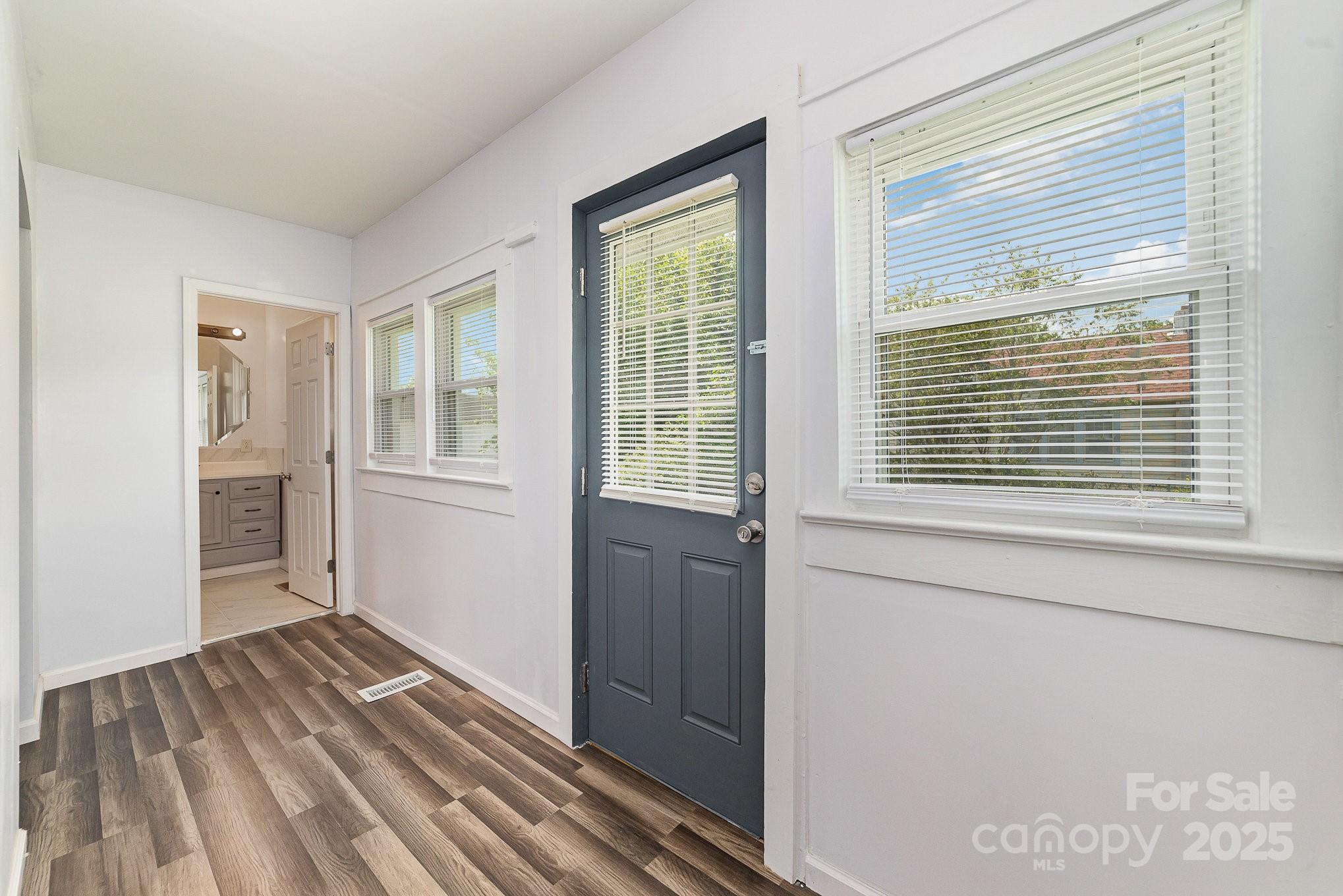 106 Virginia Street Property Photo 15