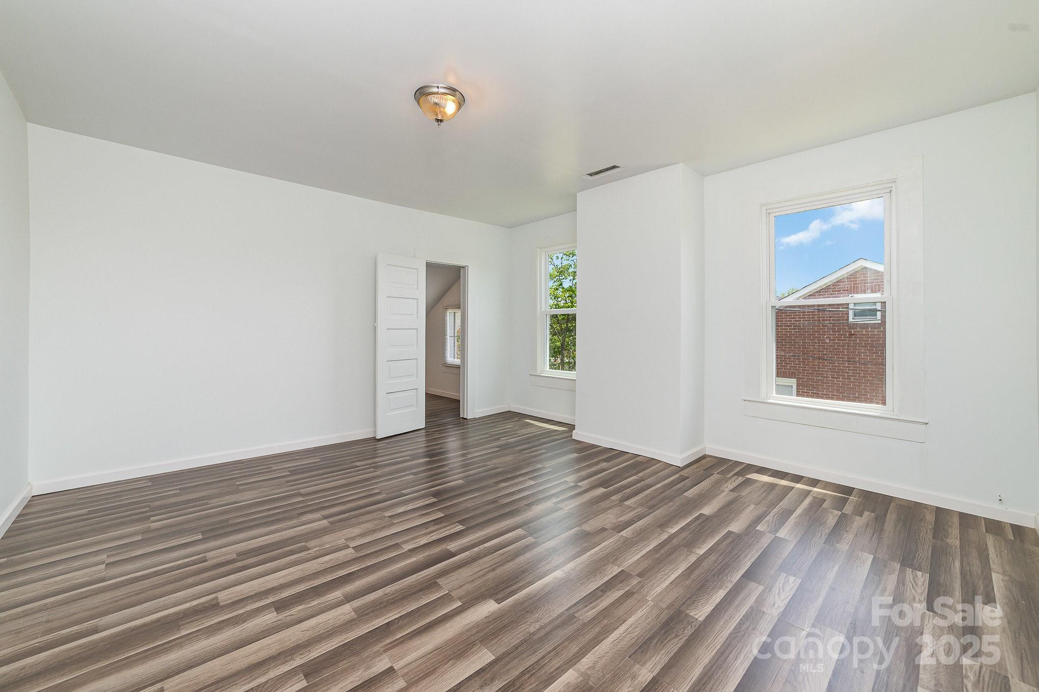 106 Virginia Street Property Photo 16