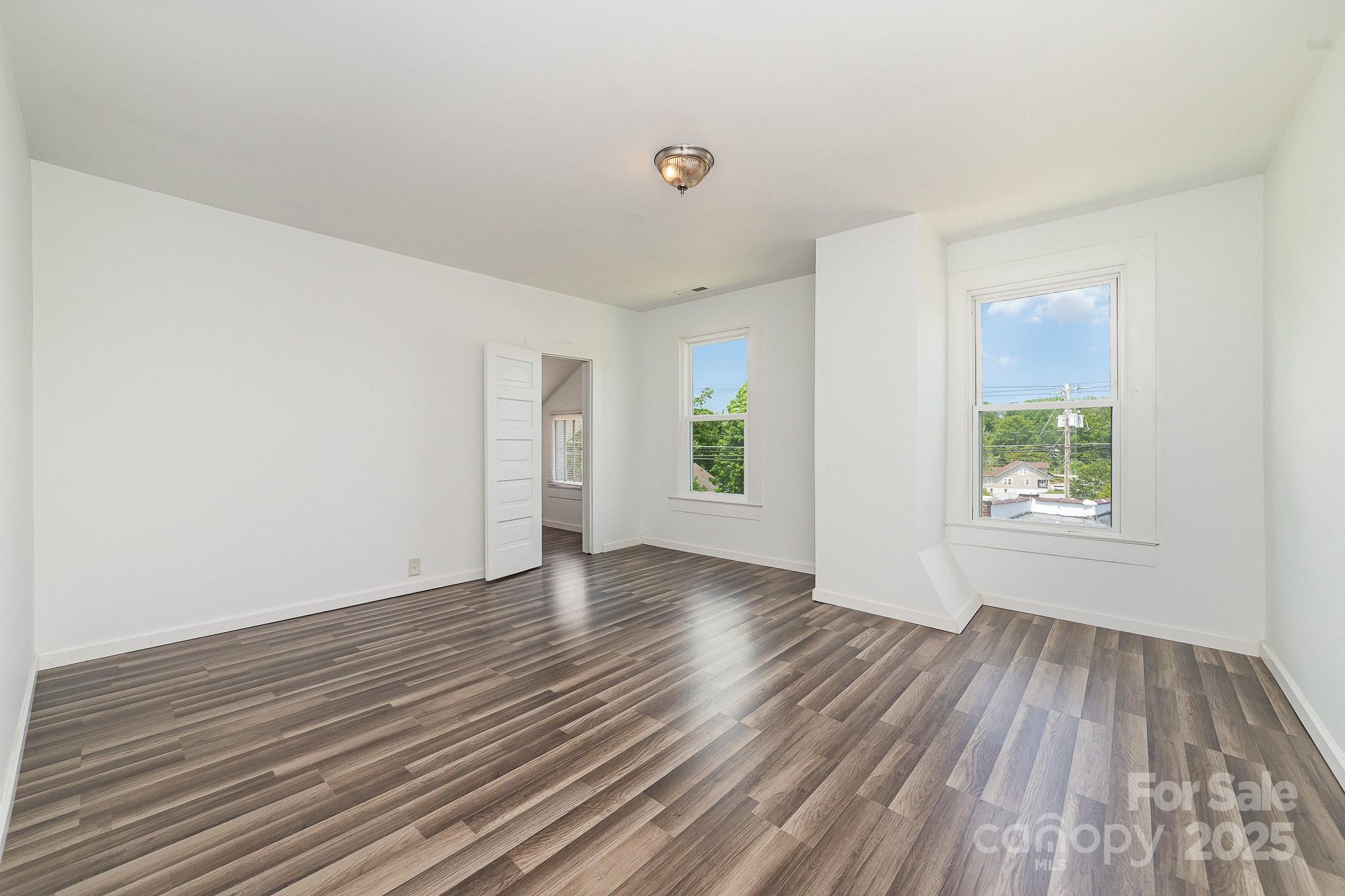 106 Virginia Street Property Photo 17