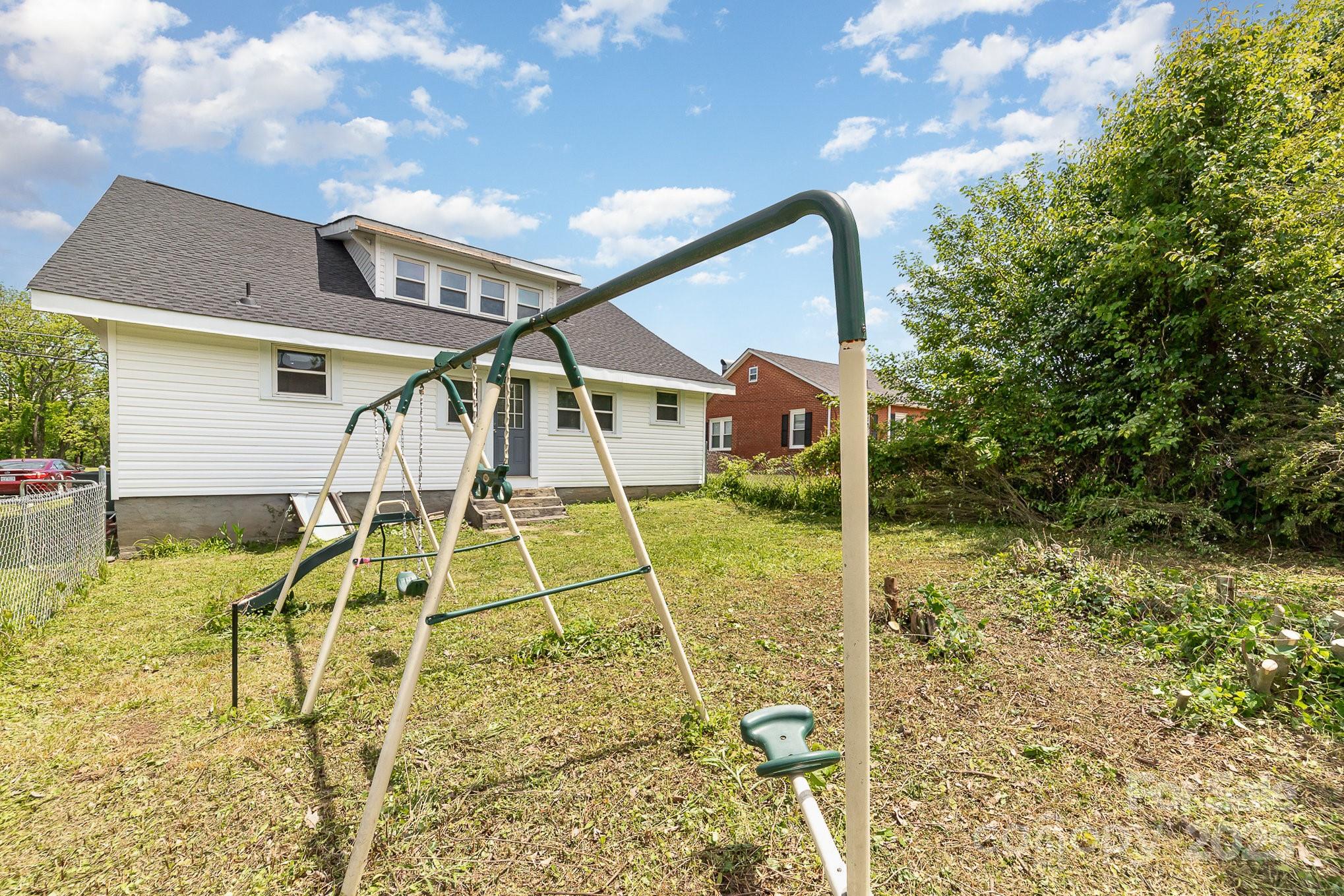 106 Virginia Street Property Photo 31