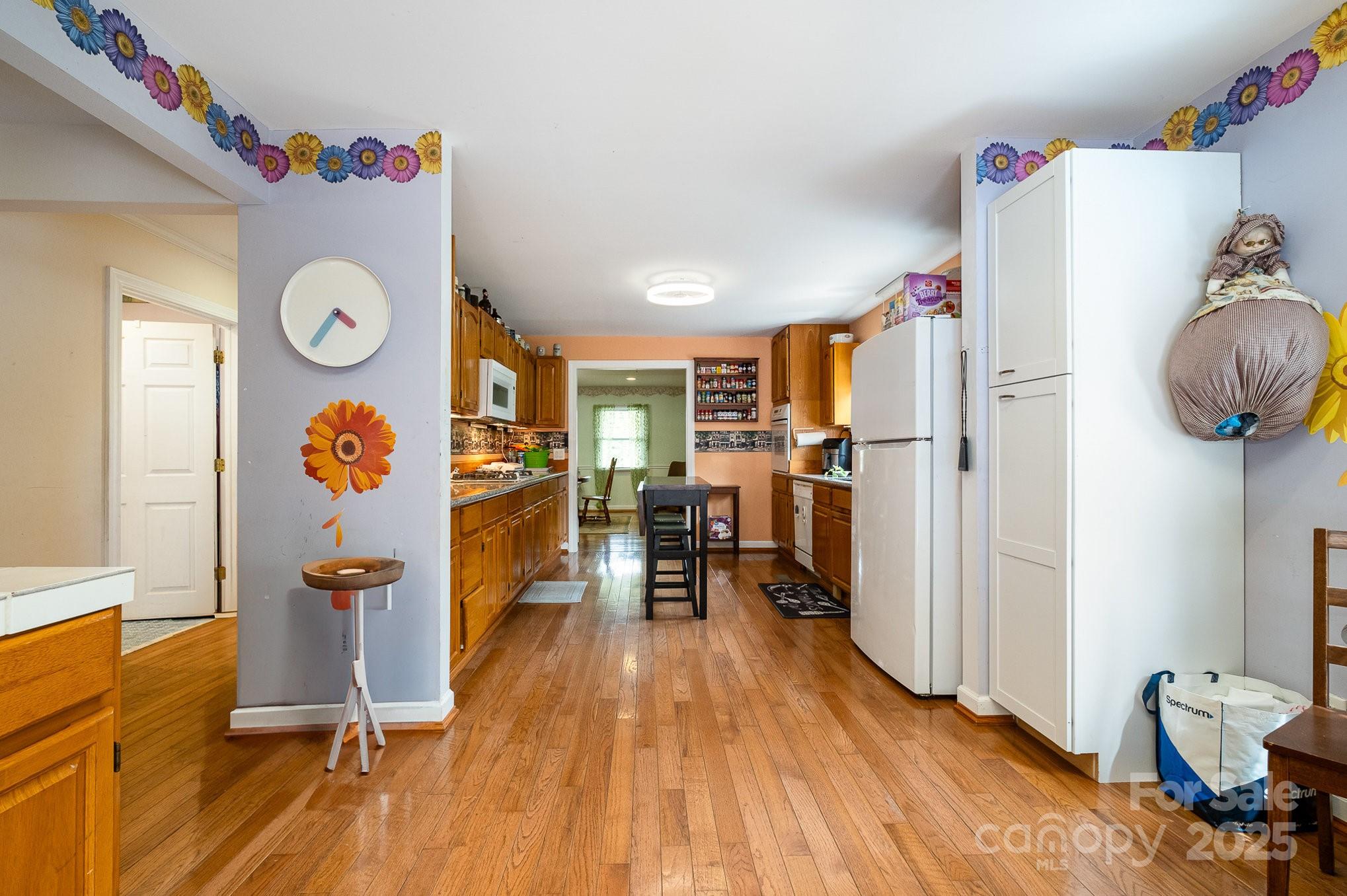 907 Sikes Mill Road Property Photo 17