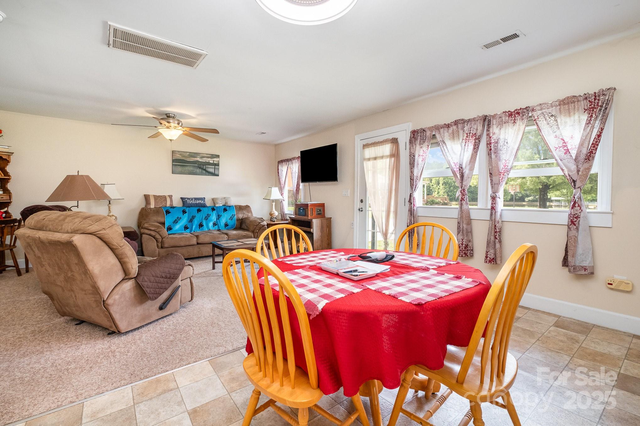 907 Sikes Mill Road Property Photo 32