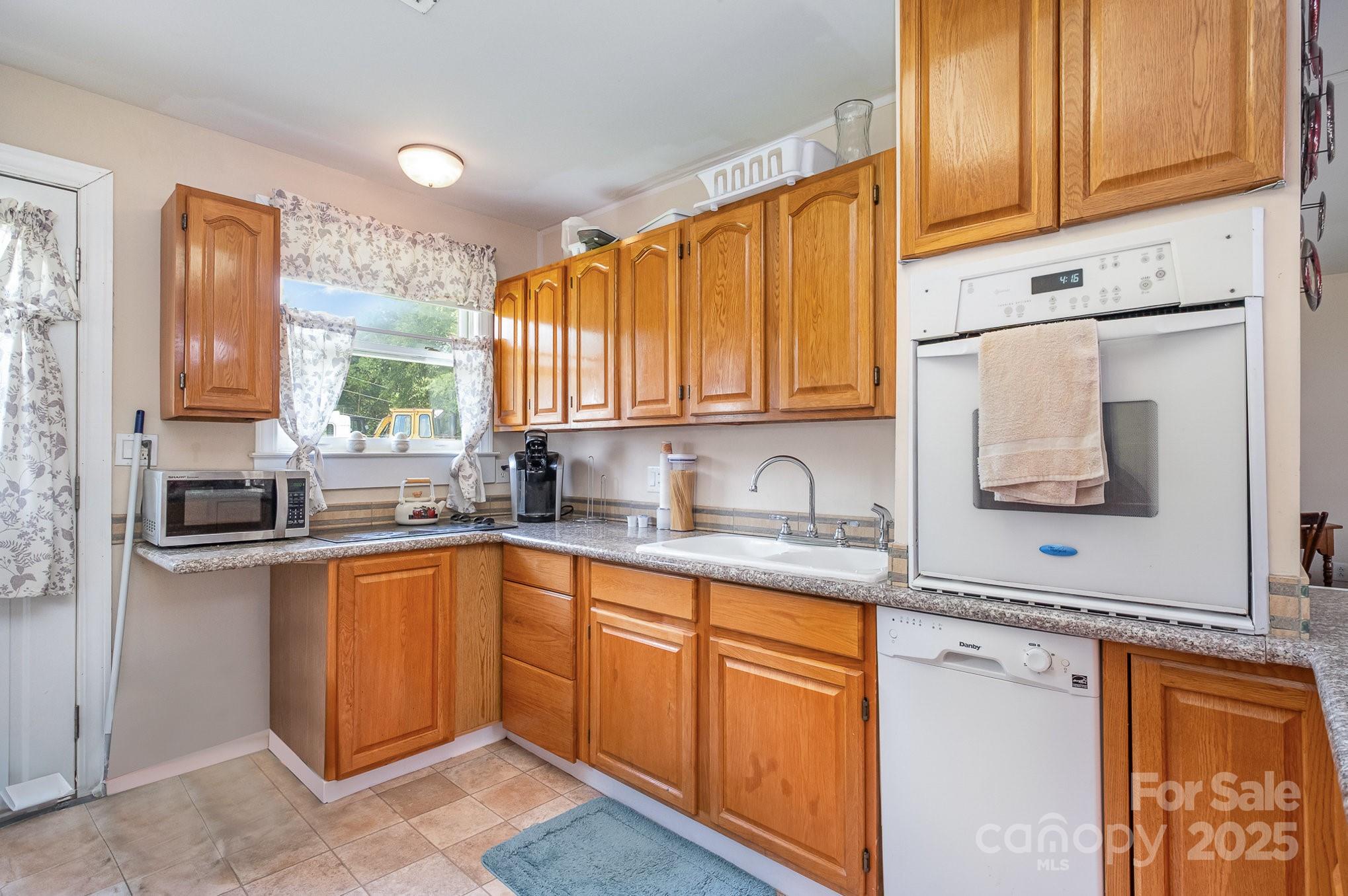 907 Sikes Mill Road Property Photo 36