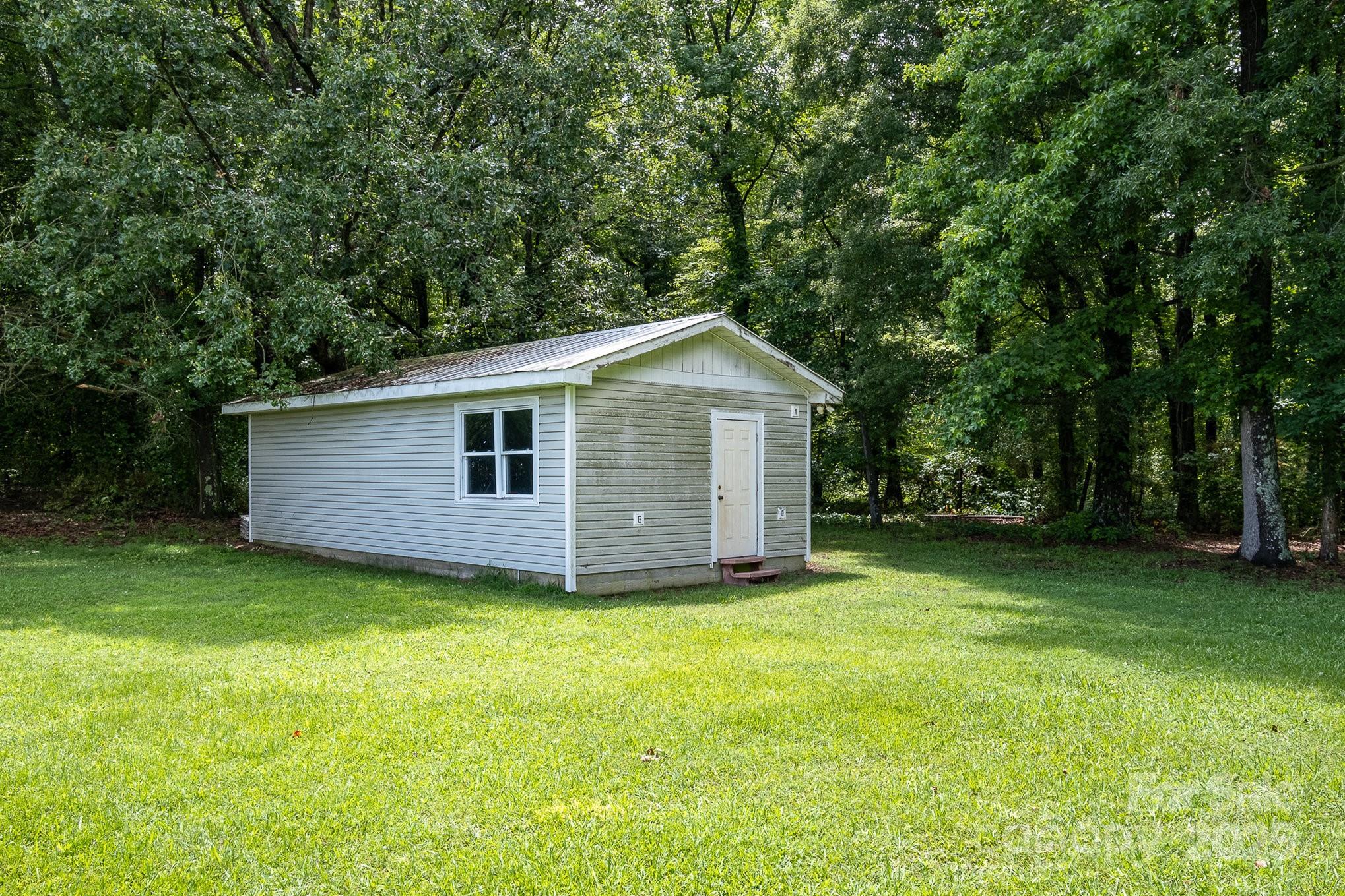 907 Sikes Mill Road Property Photo 41