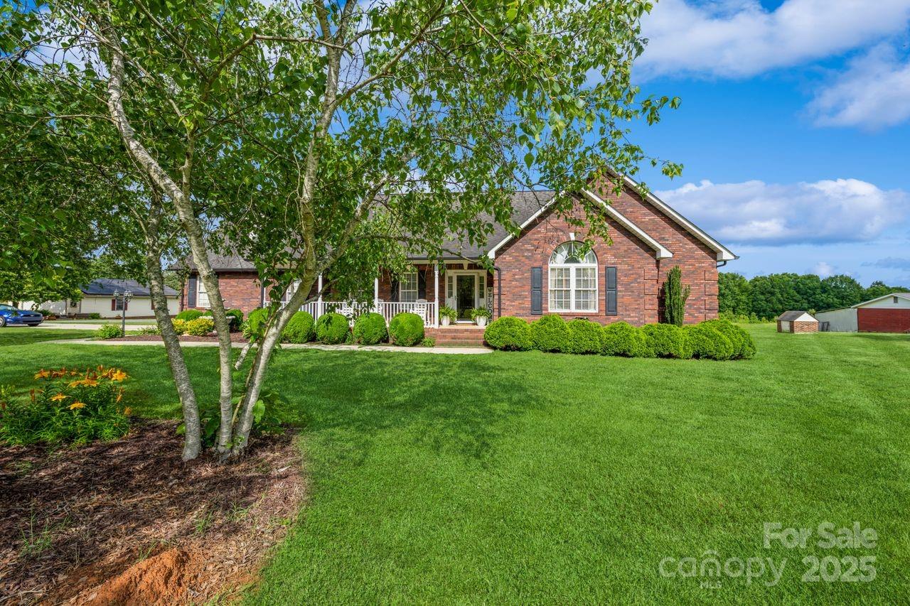 8520 Wright Road Property Photo