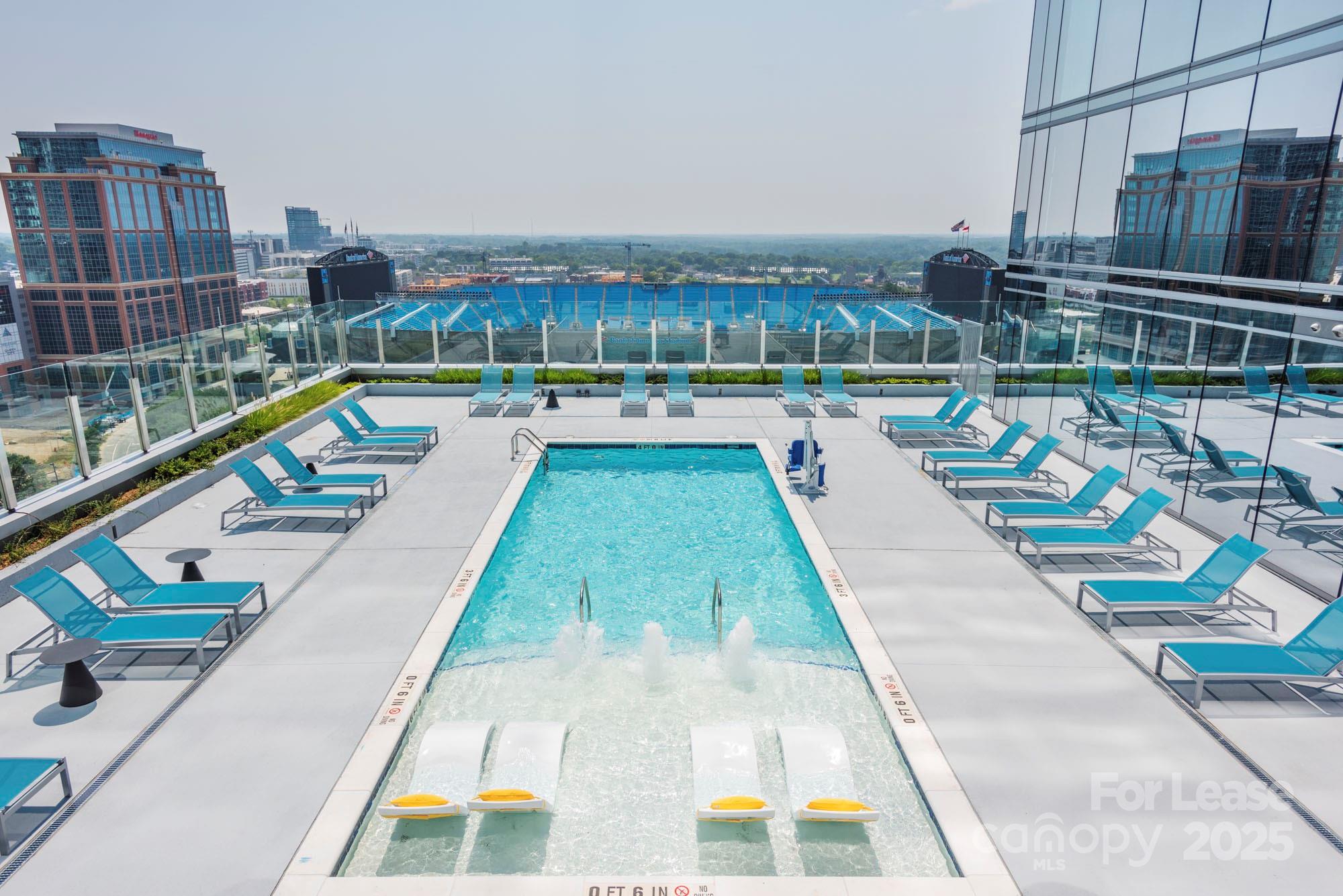 401 S Graham Street 1b Property Photo 2