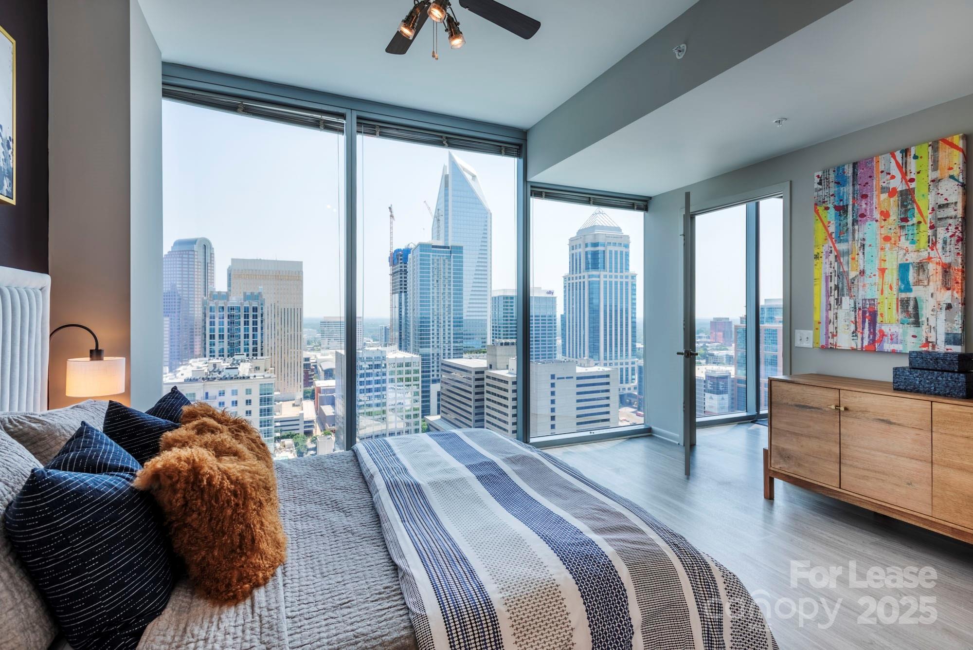 401 S Graham Street 1b Property Photo 19