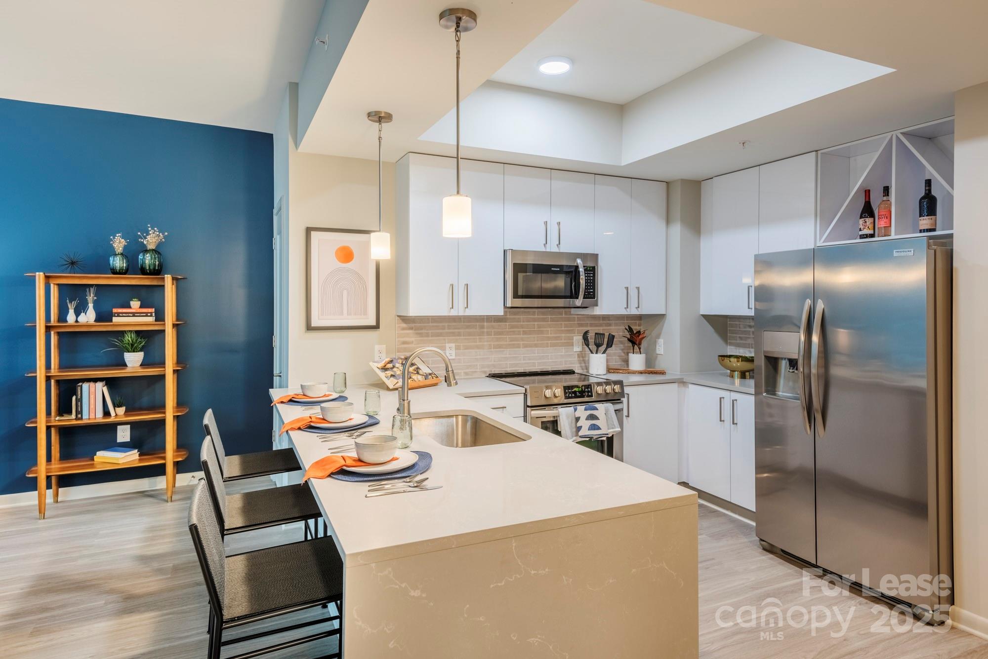 401 S Graham Street 1b Property Photo 21