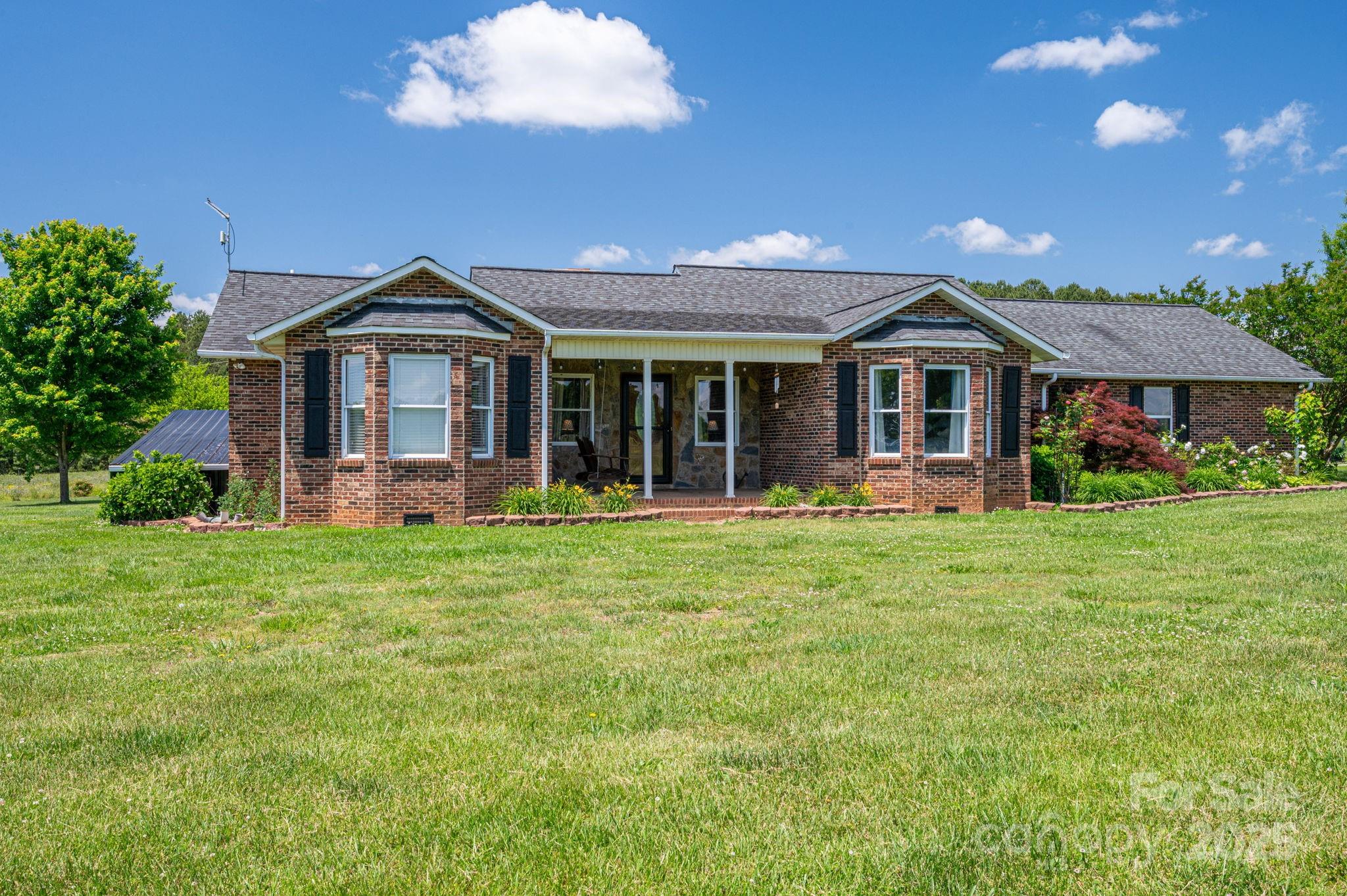 5873 Alexis Lane Property Photo