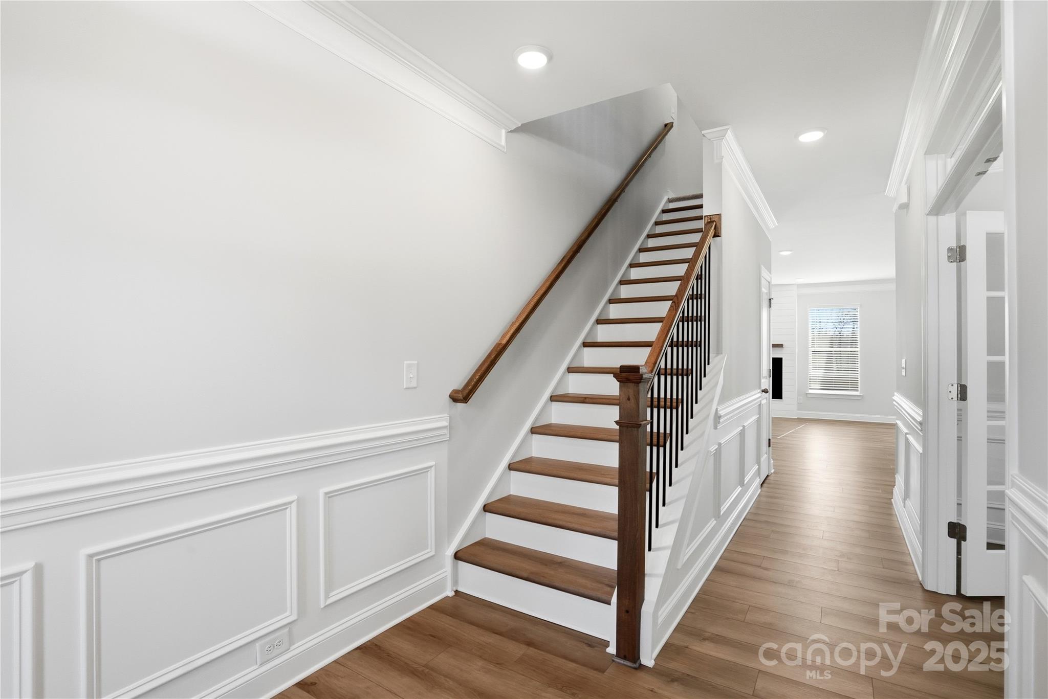 6027 Veld Court 82 Property Photo 5