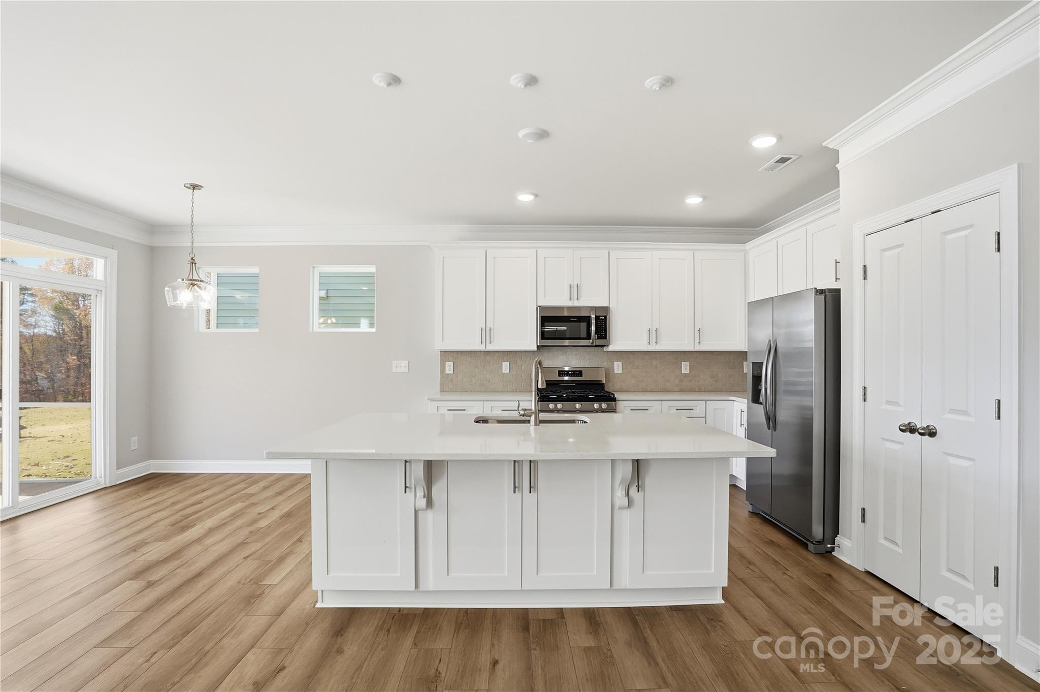 6027 Veld Court 82 Property Photo 11