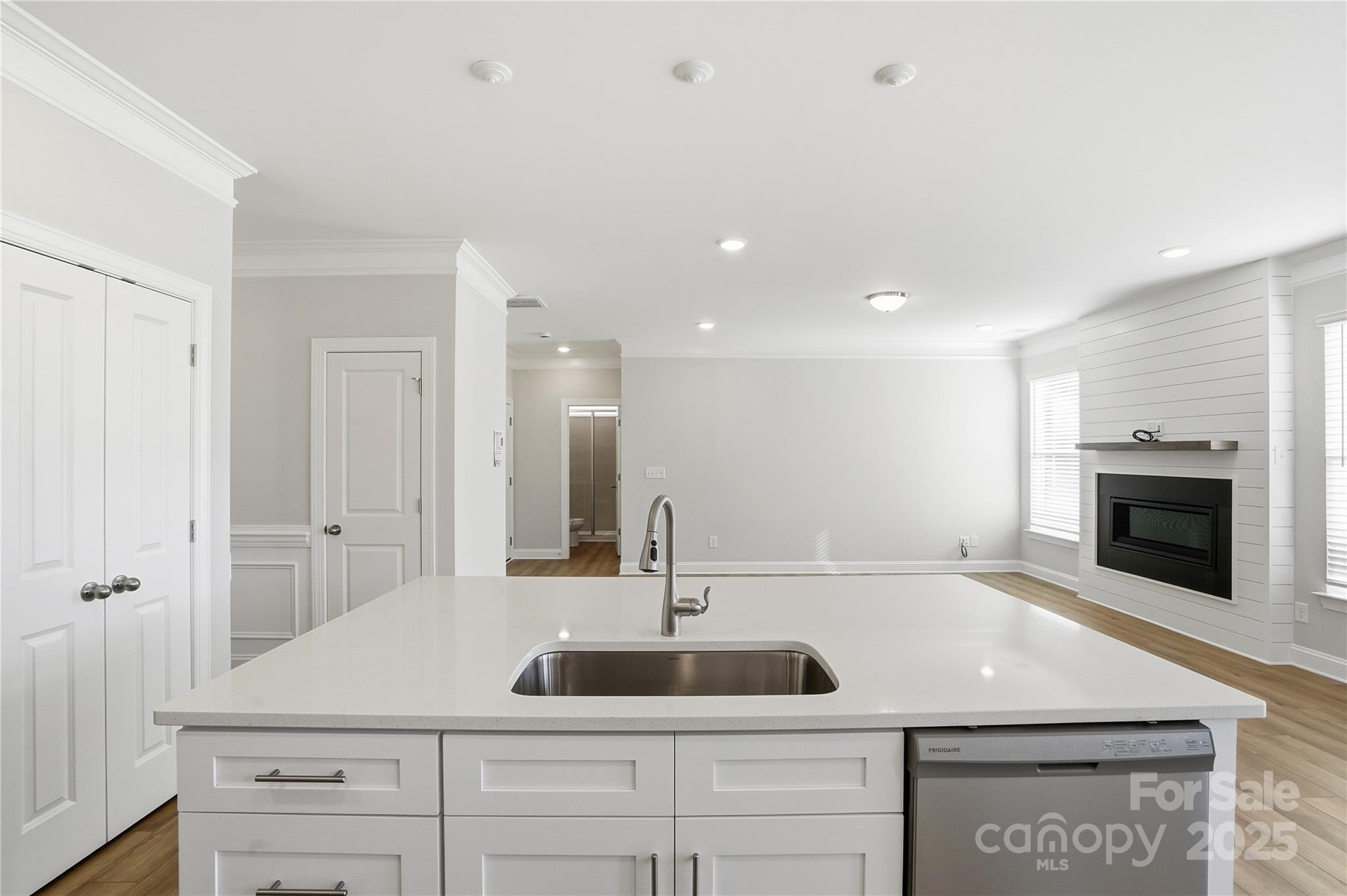 6027 Veld Court 82 Property Photo 14