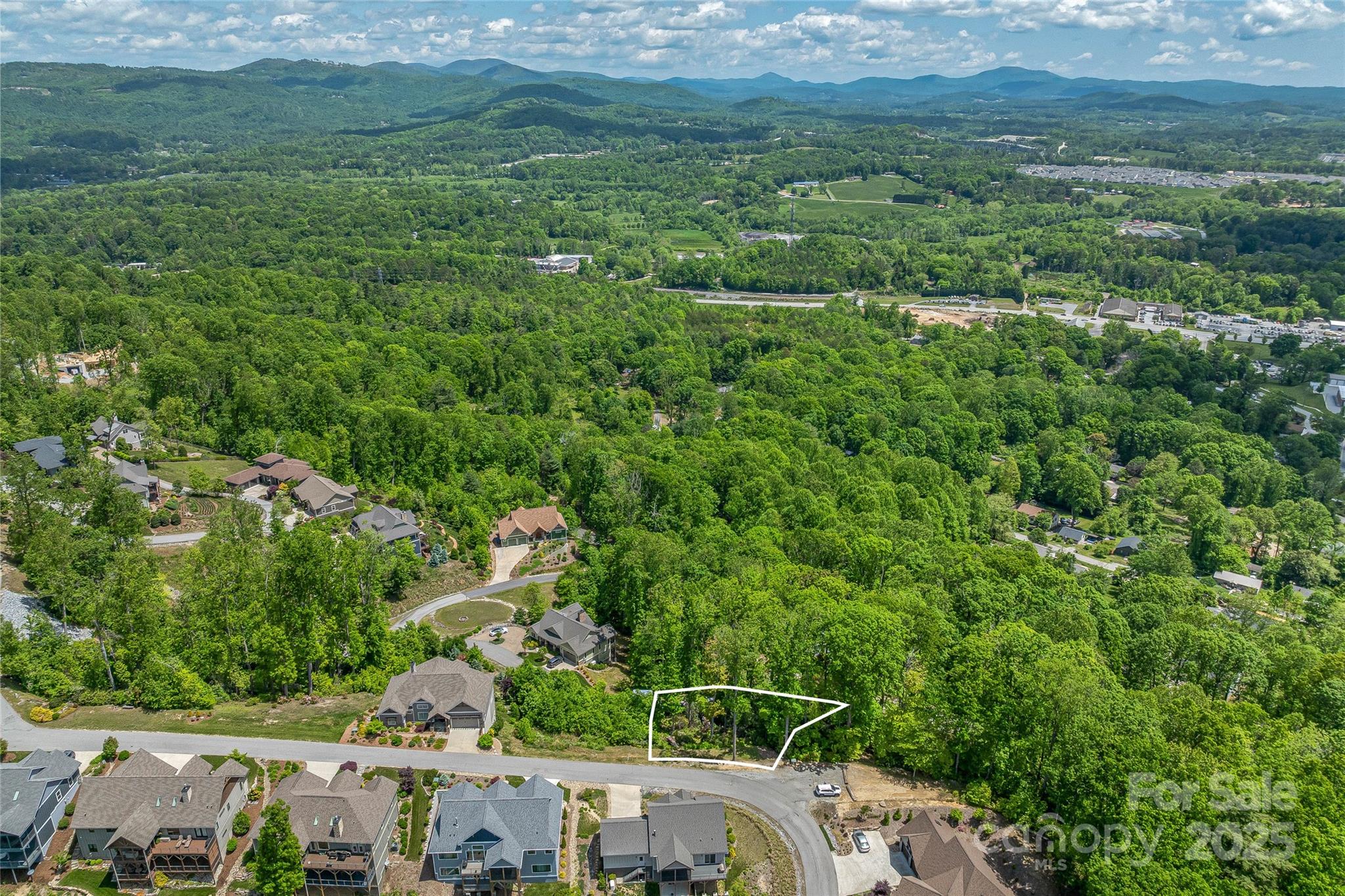 81 Curtain Bluff Property Photo 2