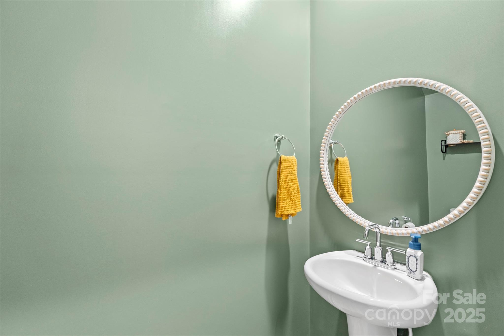 518 Tayberry Lane Property Photo 5