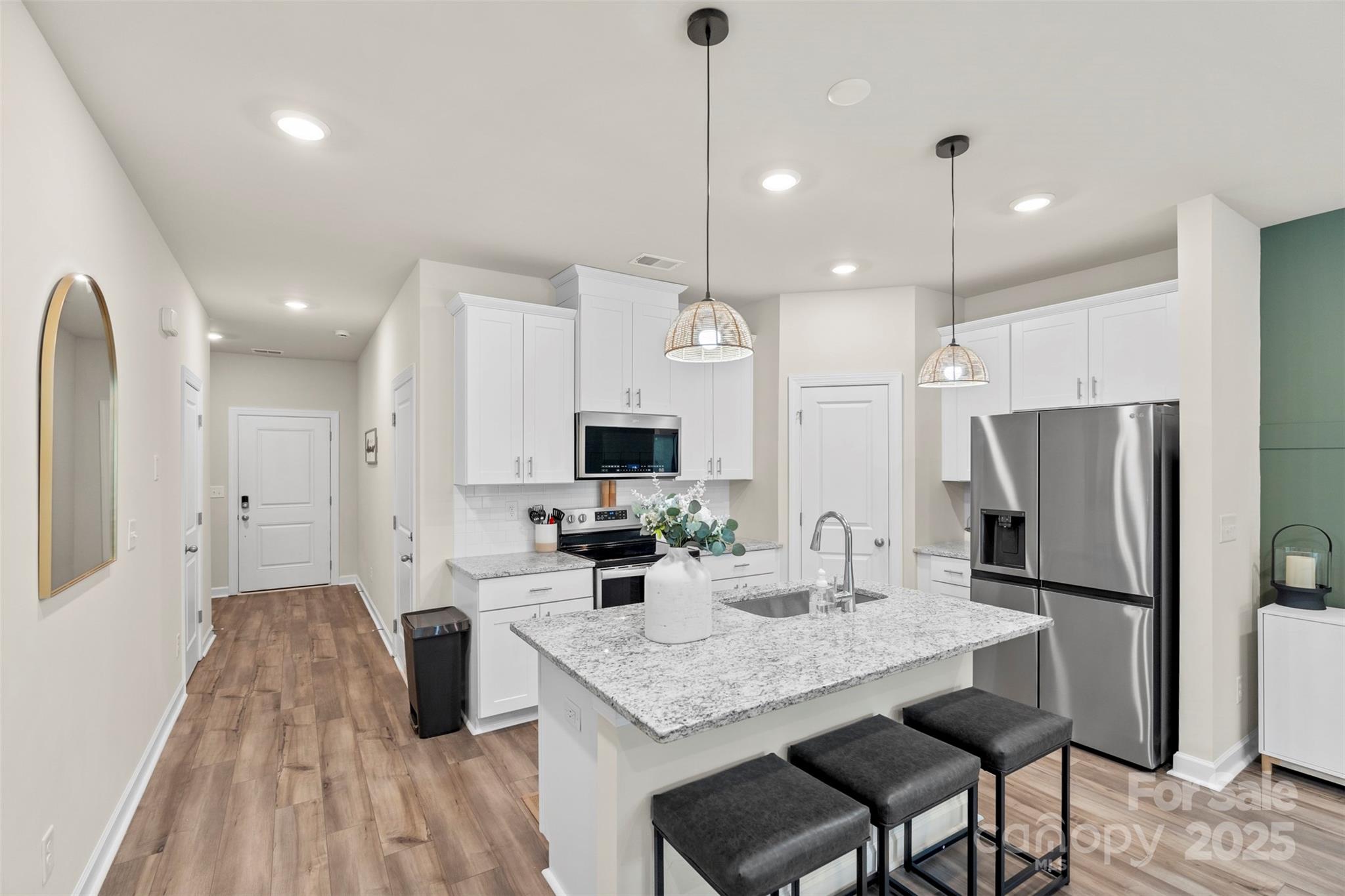 518 Tayberry Lane Property Photo 8