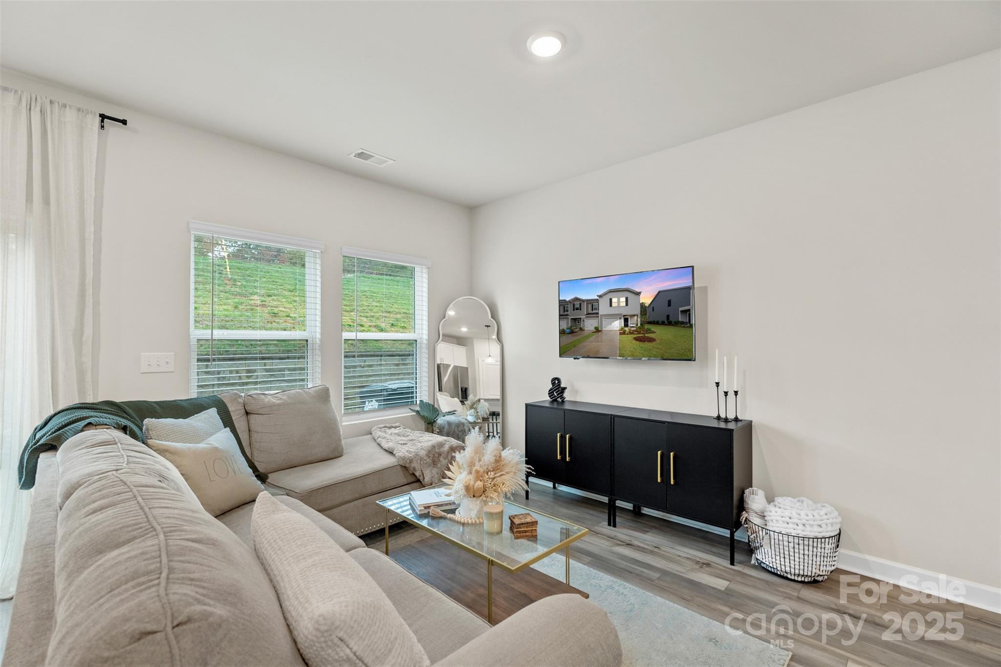 518 Tayberry Lane Property Photo 11