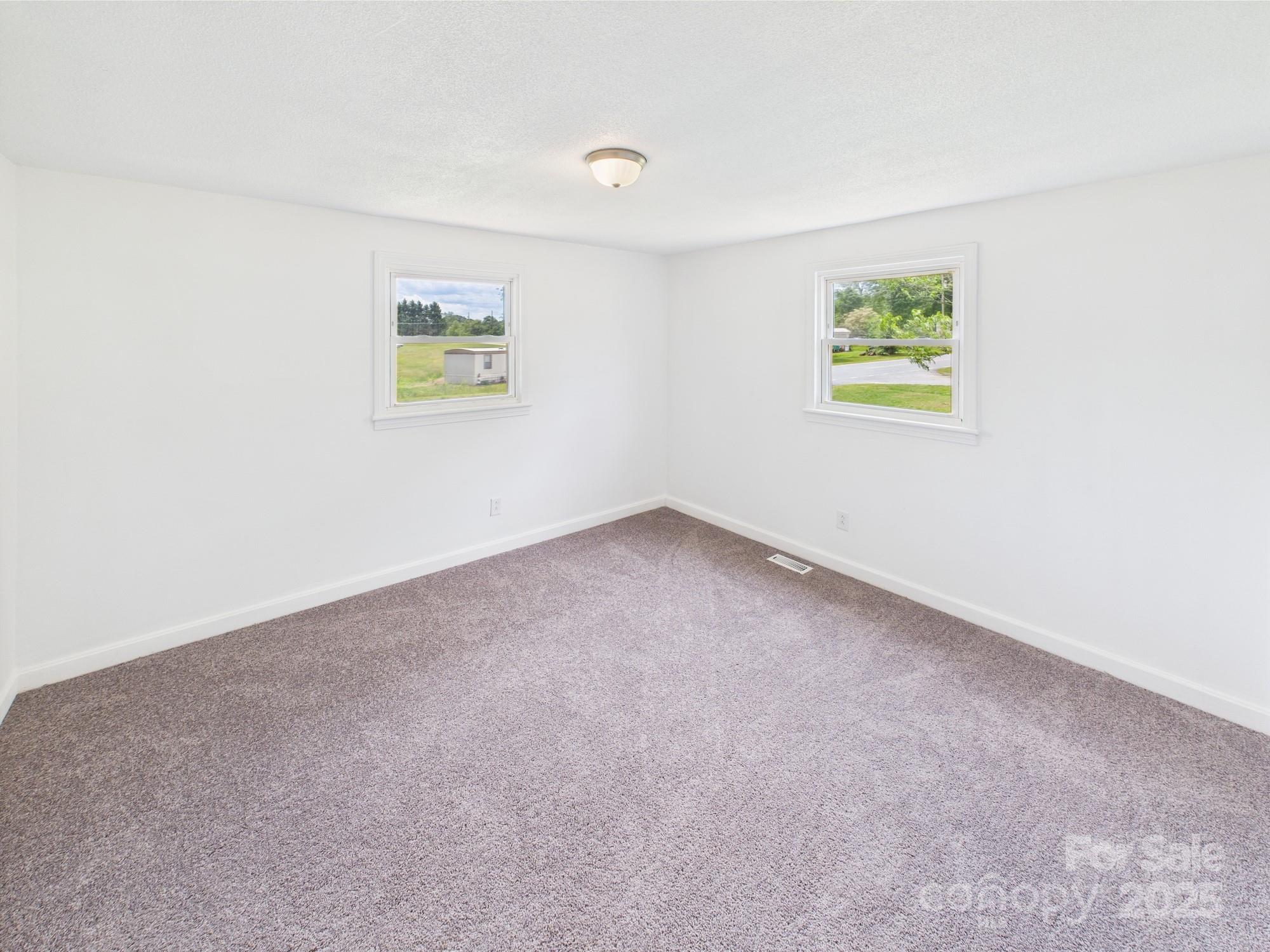 120 Hepler Road Property Photo 15