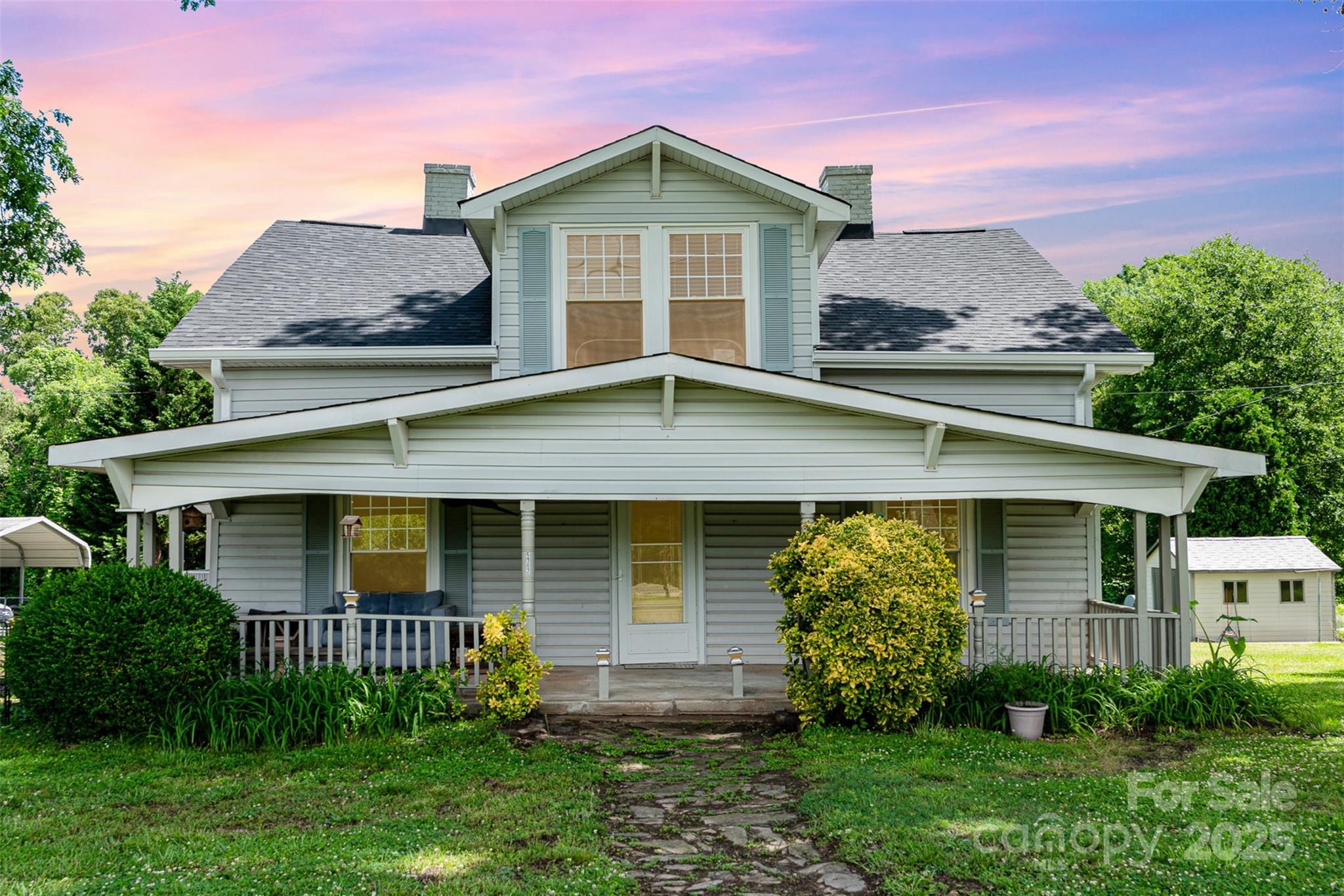 6362 Sherrills Ford Road Property Photo