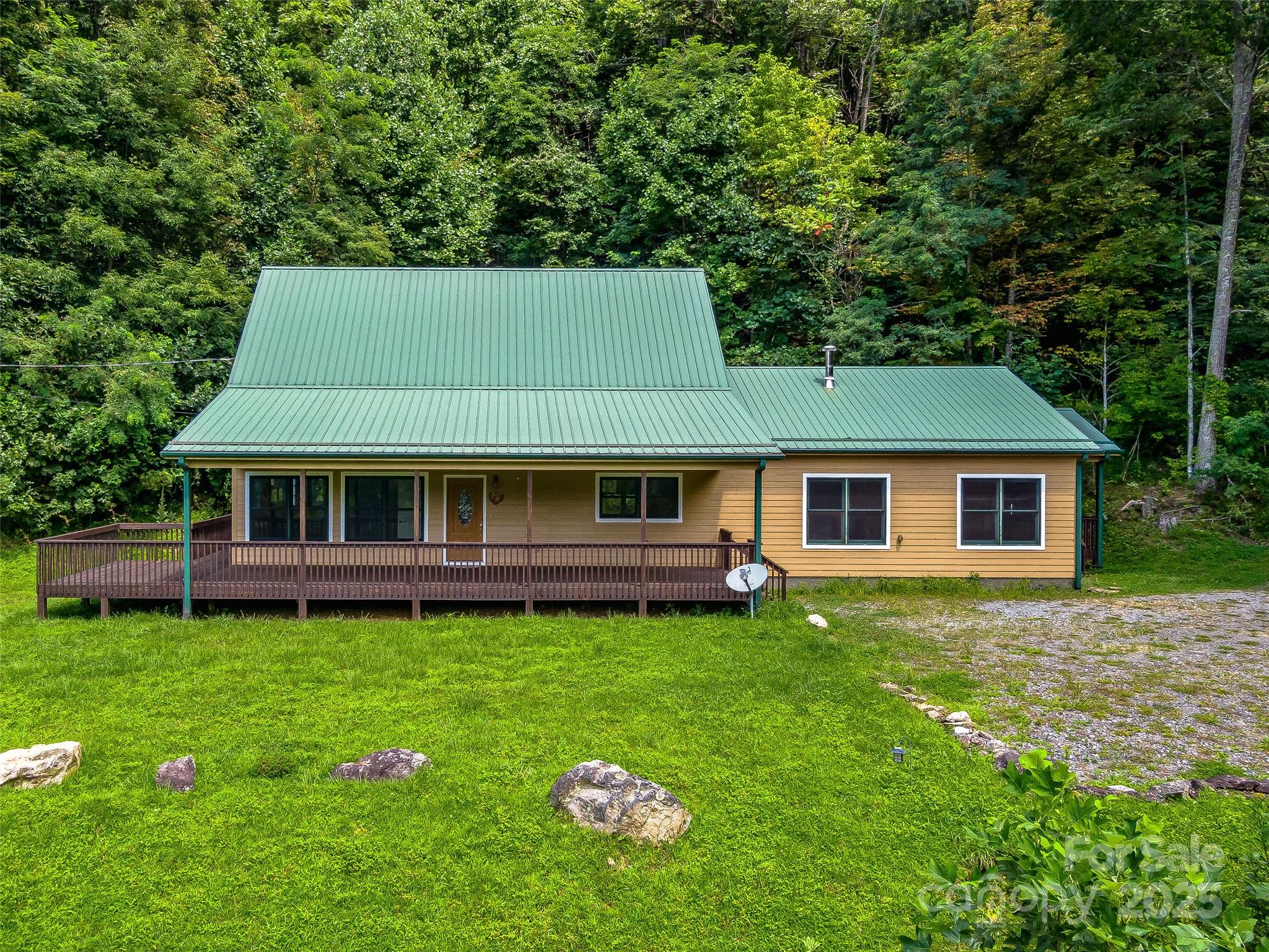 600 Charisma Drive Property Photo 10