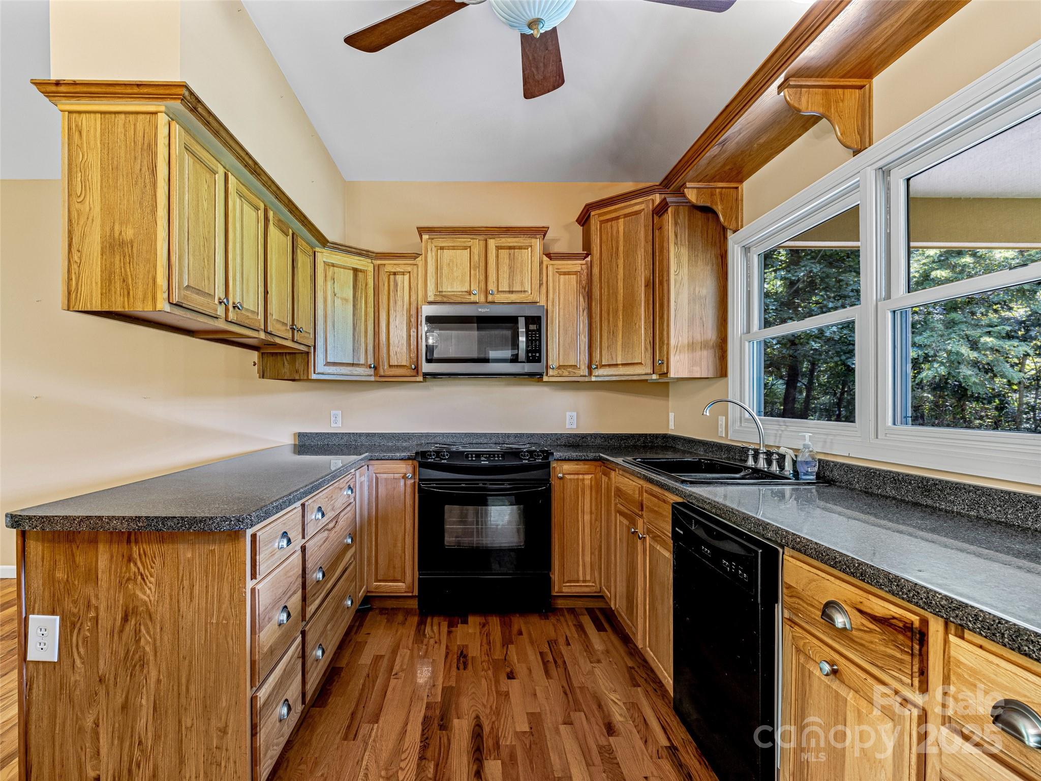 600 Charisma Drive Property Photo 24