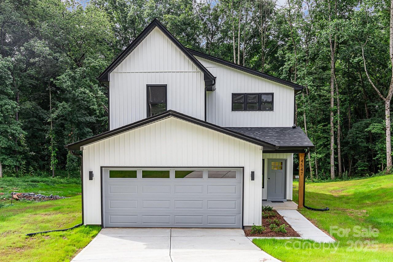 4547 Kings Court Property Photo 1