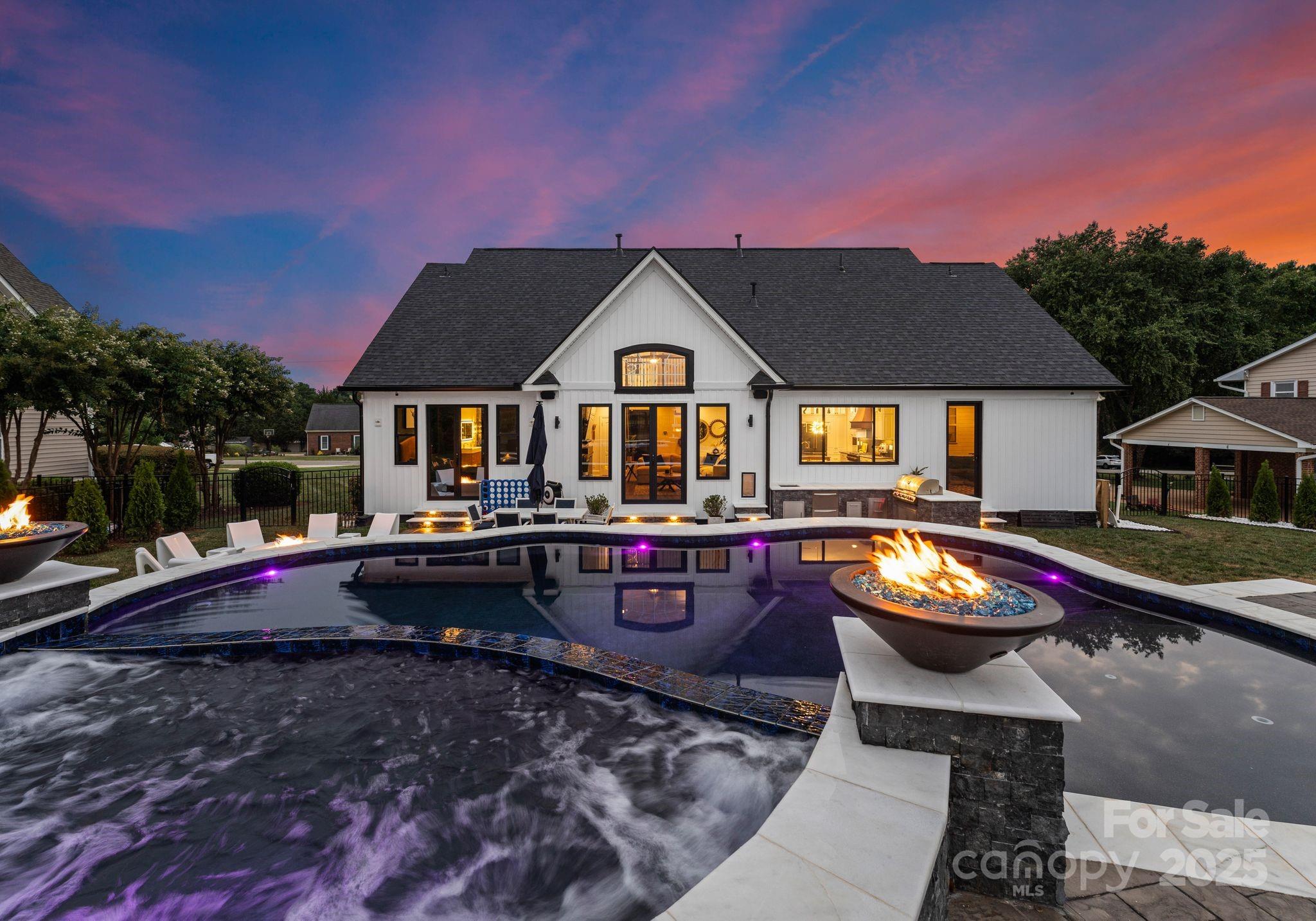 120 Lakeshore Drive Property Photo