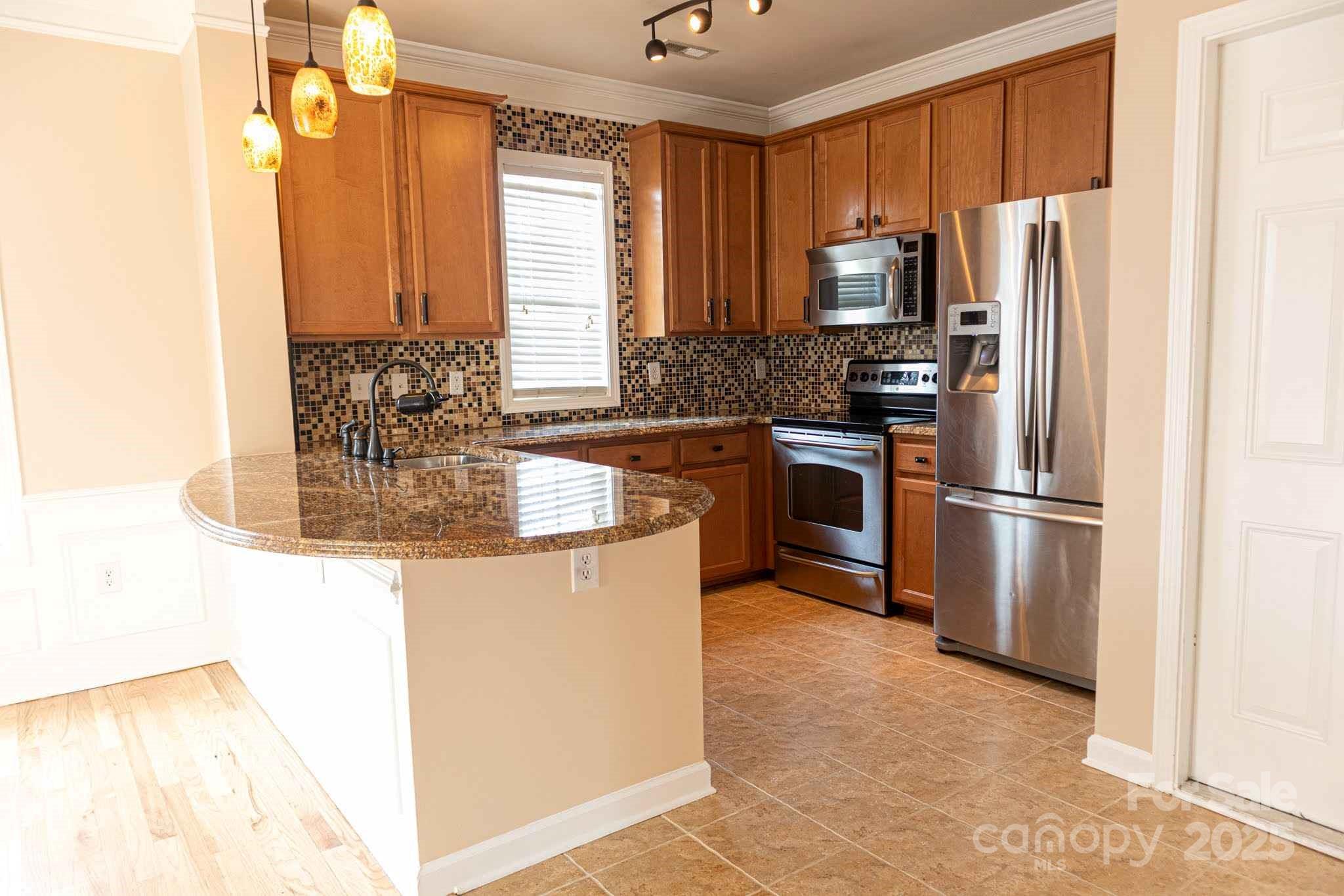 2092 Ayrsley Town Boulevard Property Photo 4