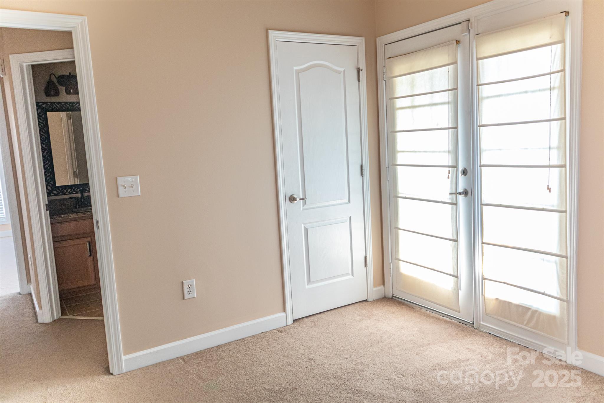 2092 Ayrsley Town Boulevard Property Photo 7