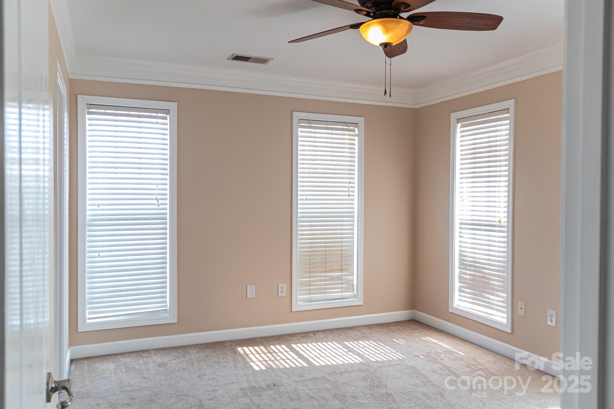 2092 Ayrsley Town Boulevard Property Photo 8