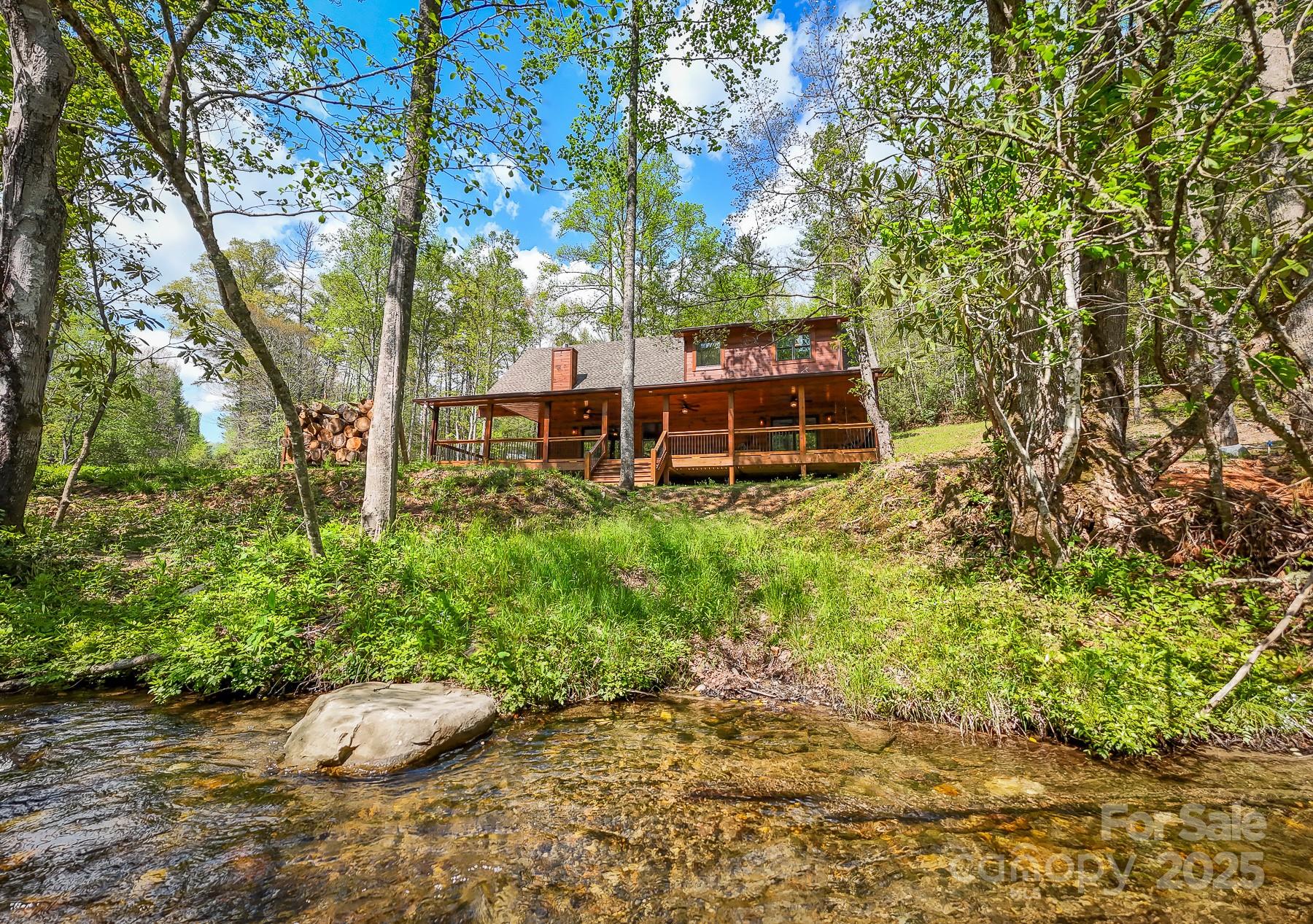 91 Riverview Drive Property Photo 1