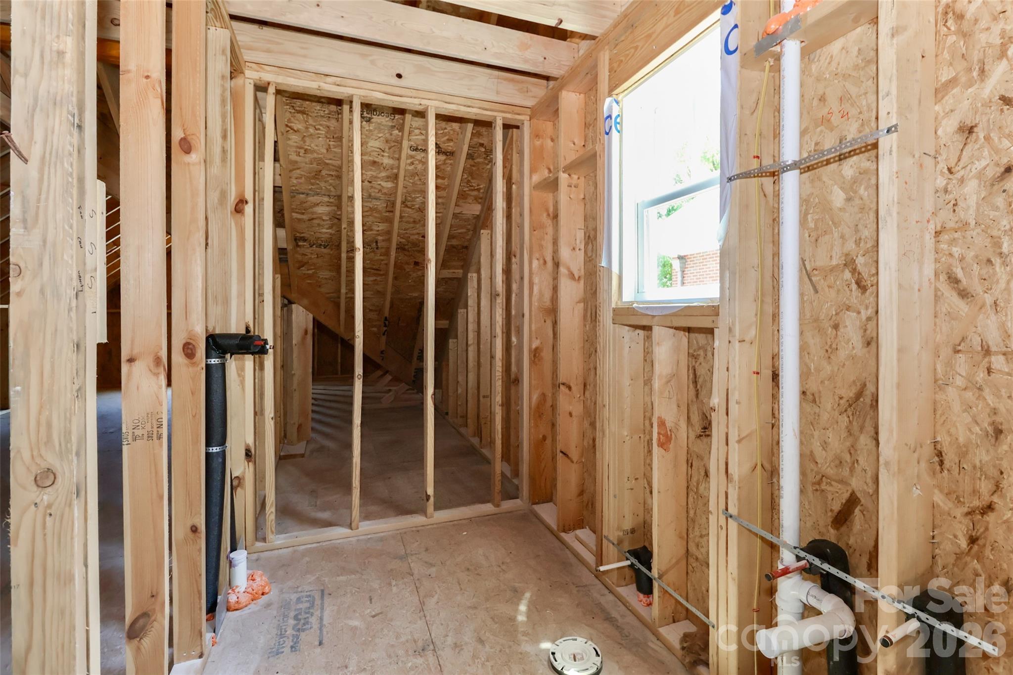 1061 The Glen Street Property Photo 18