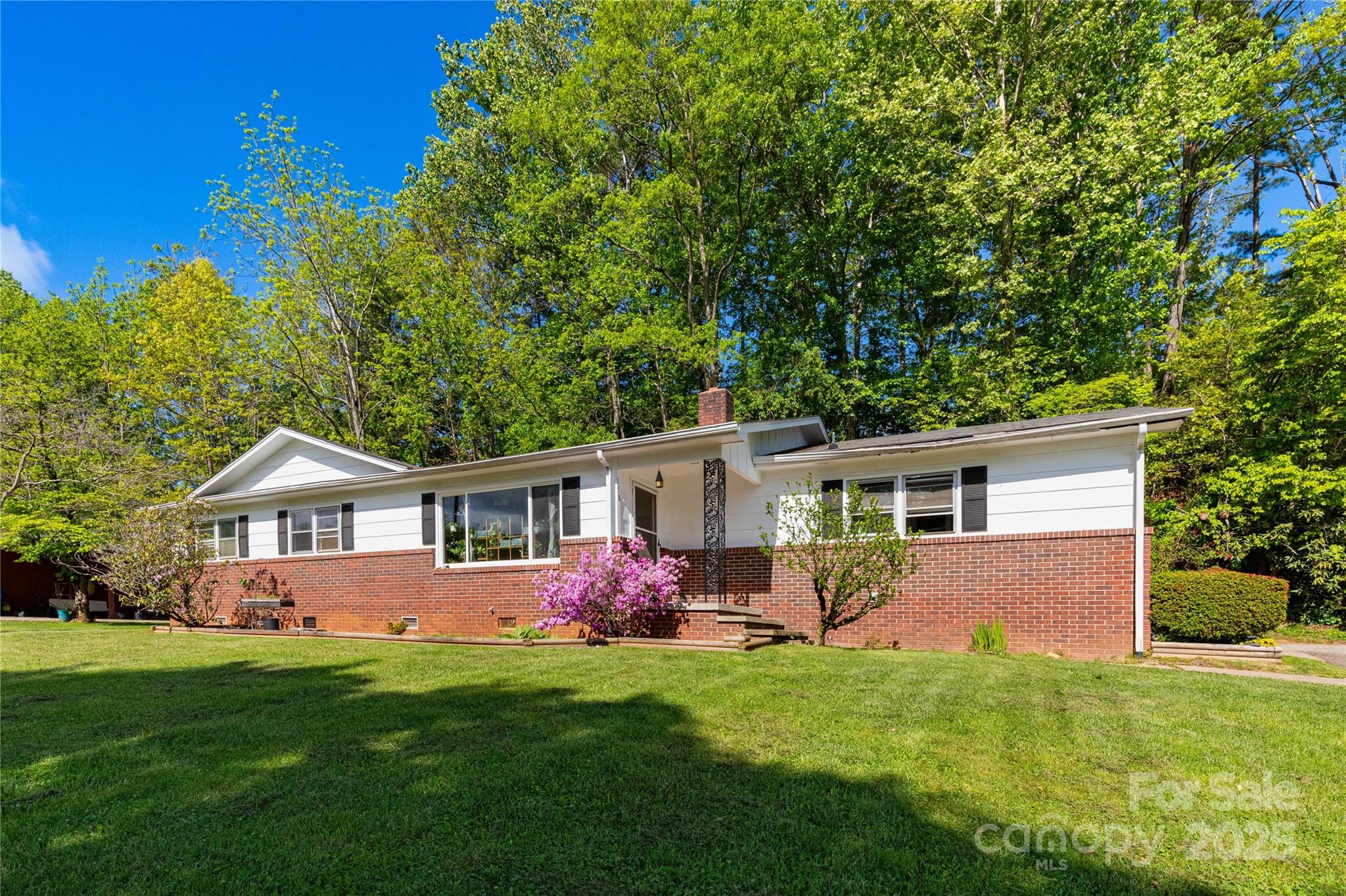 158 Morning Drive Property Photo 1